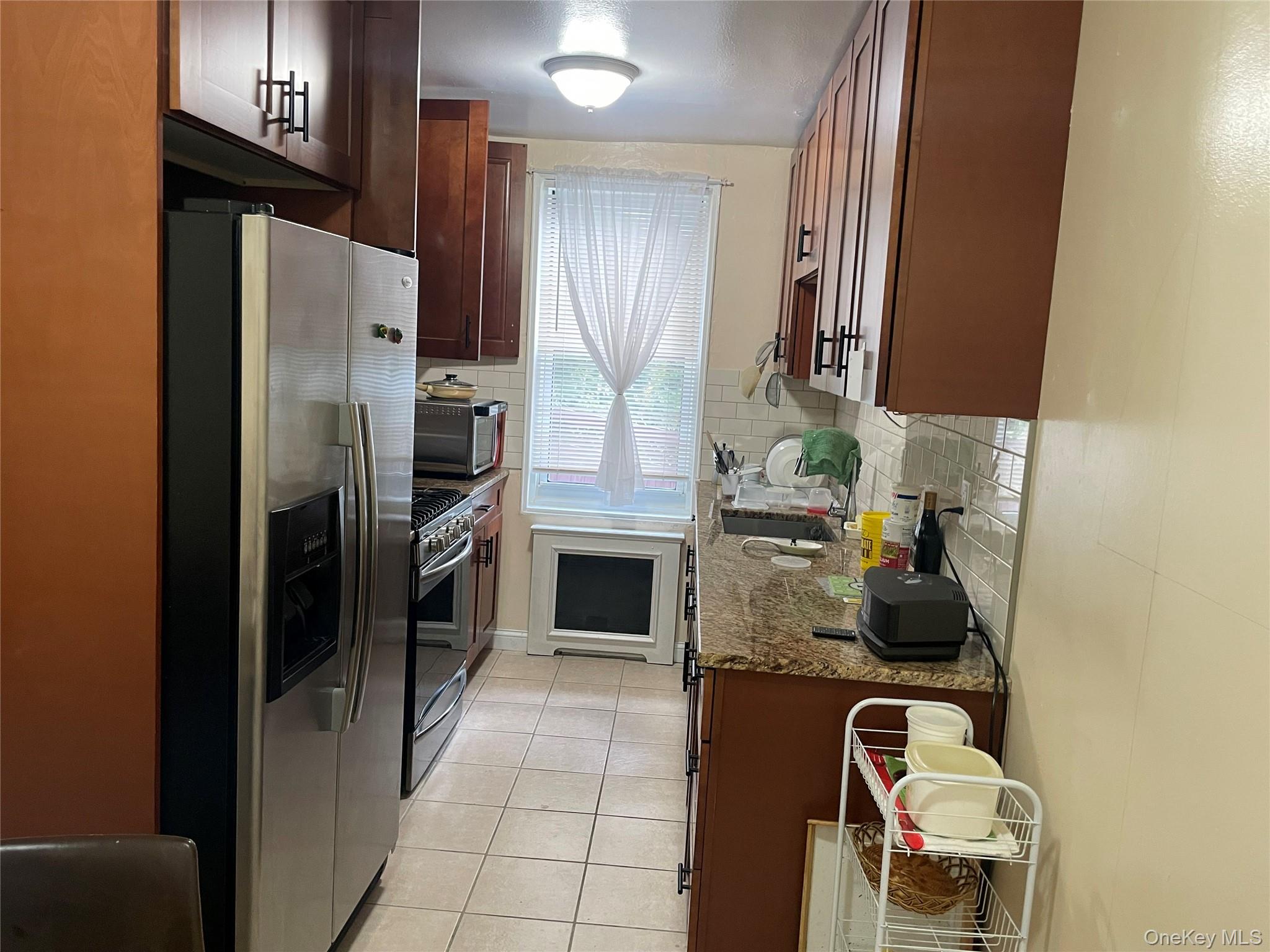 1296 Midland Avenue # B2, Yonkers, NY 10704