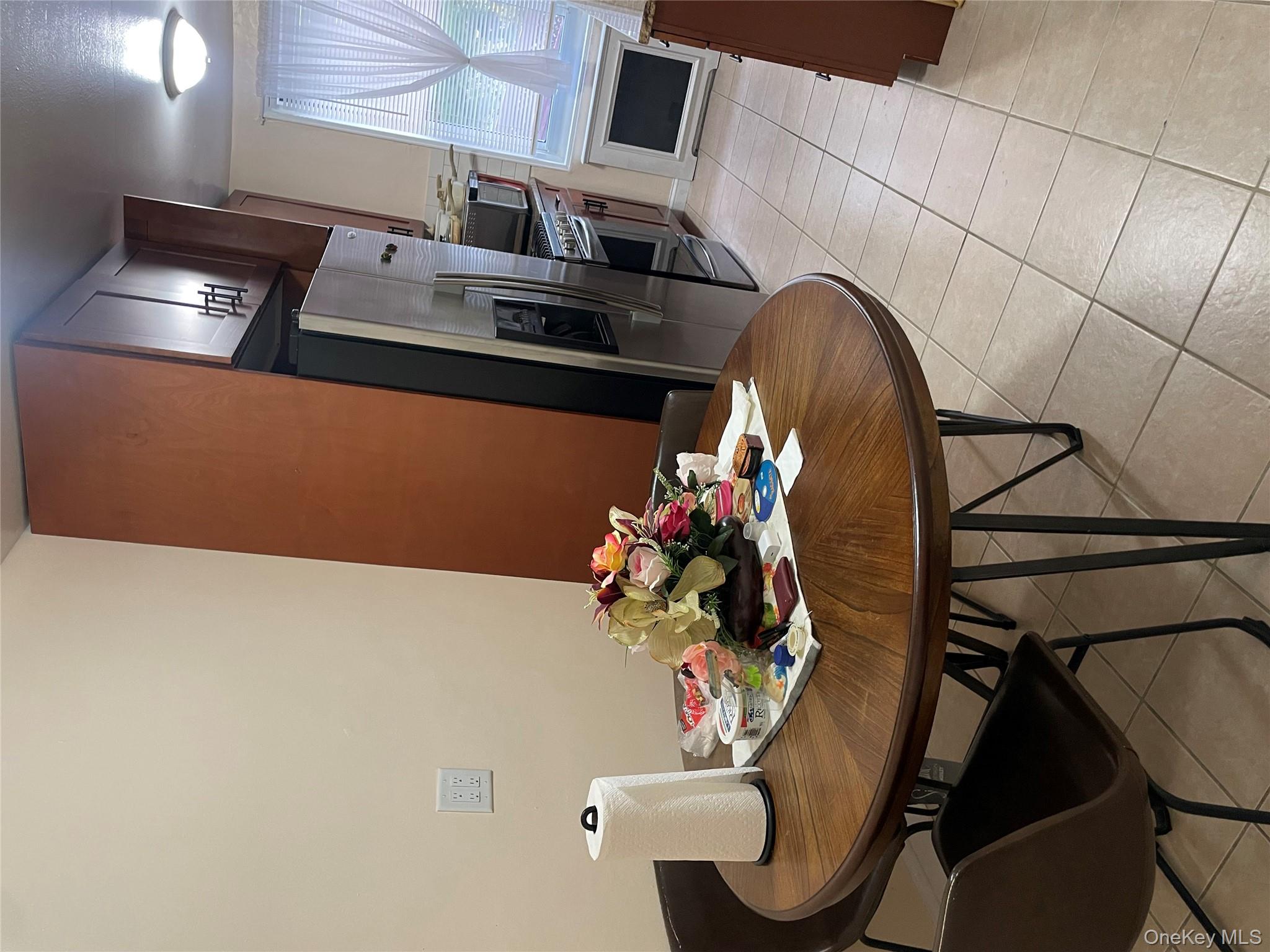 1296 Midland Avenue # B2, Yonkers, NY 10704