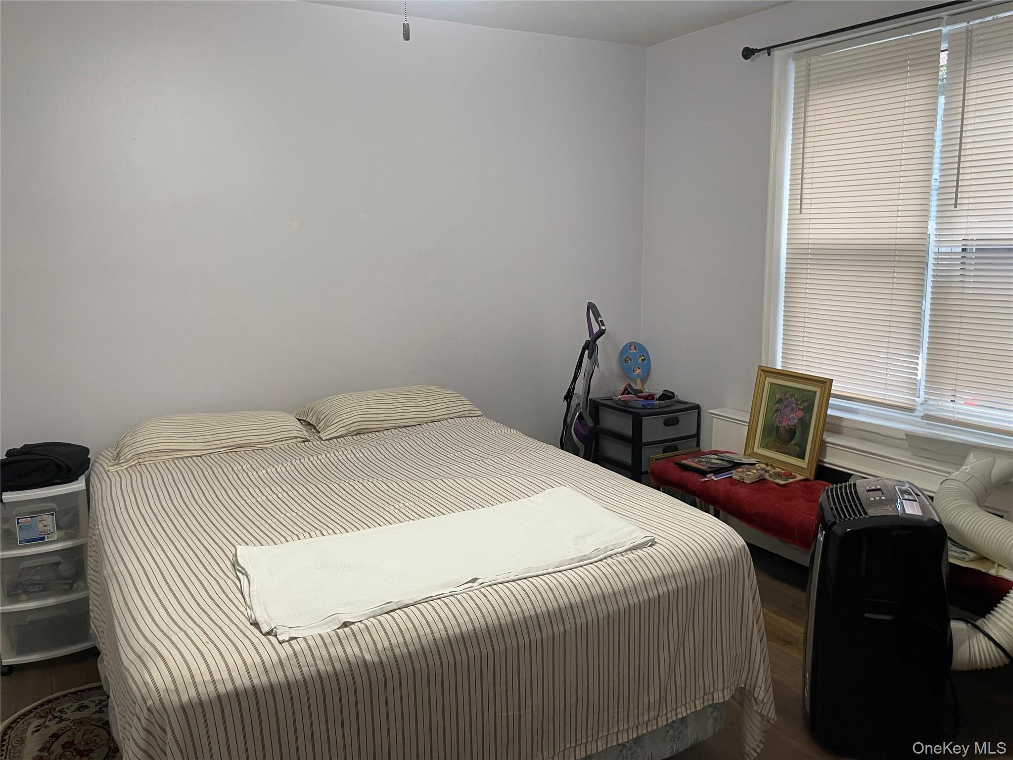 1296 Midland Avenue # B2, Yonkers, NY 10704