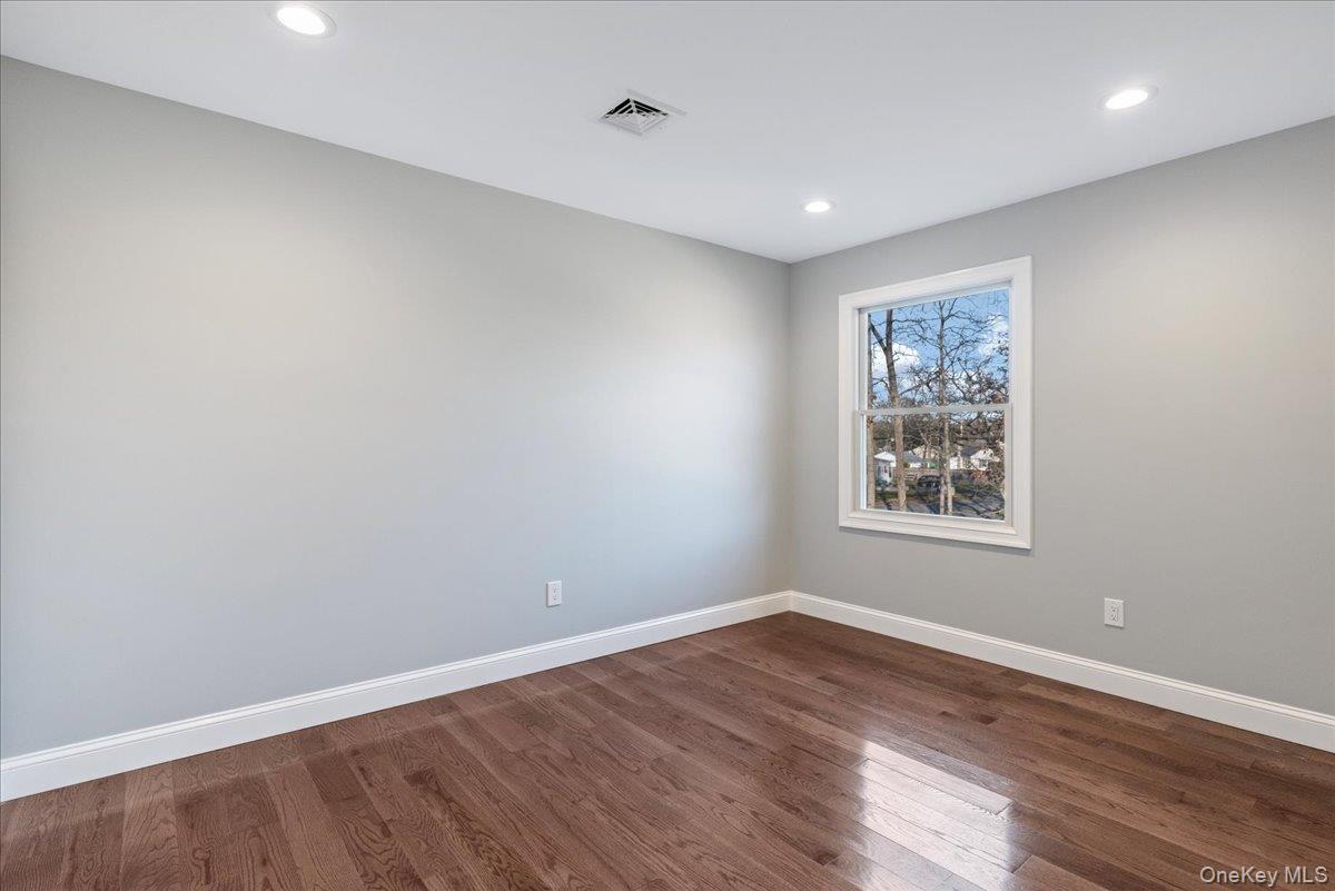 89 Market Street, Mastic Beach, NY 11951