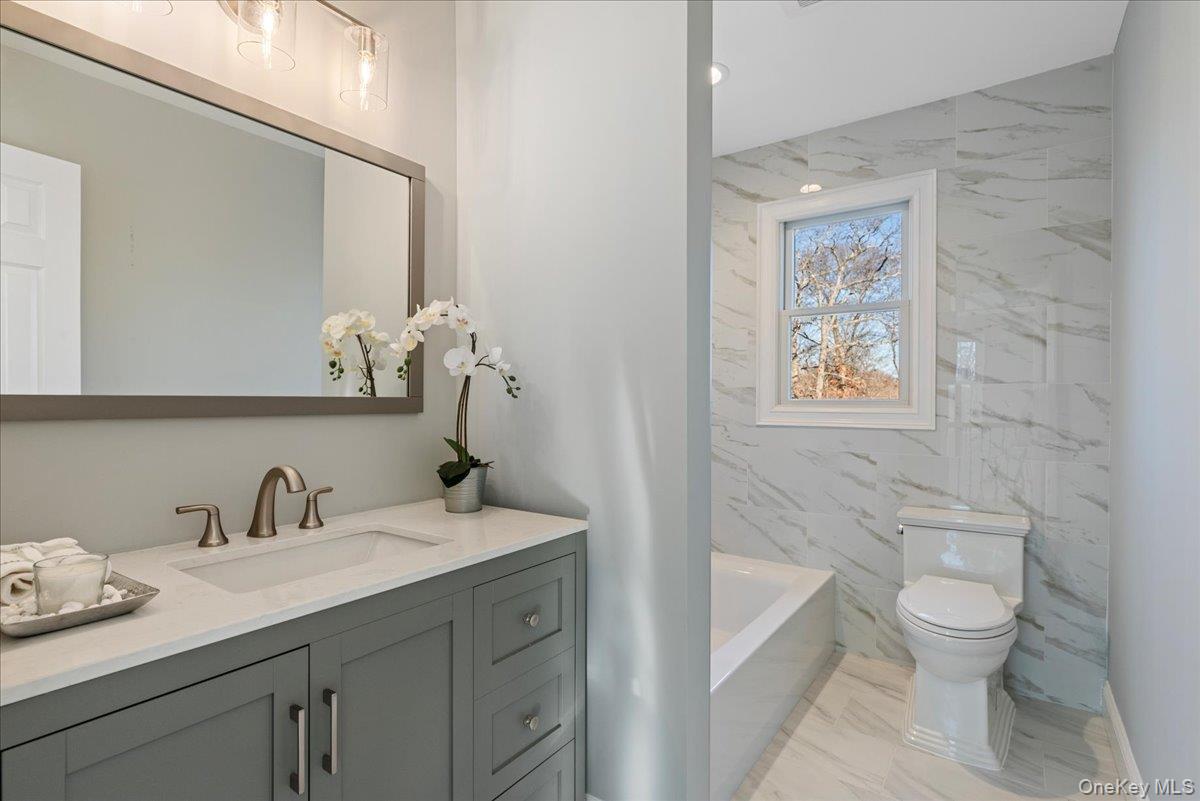 89 Market Street, Mastic Beach, NY 11951