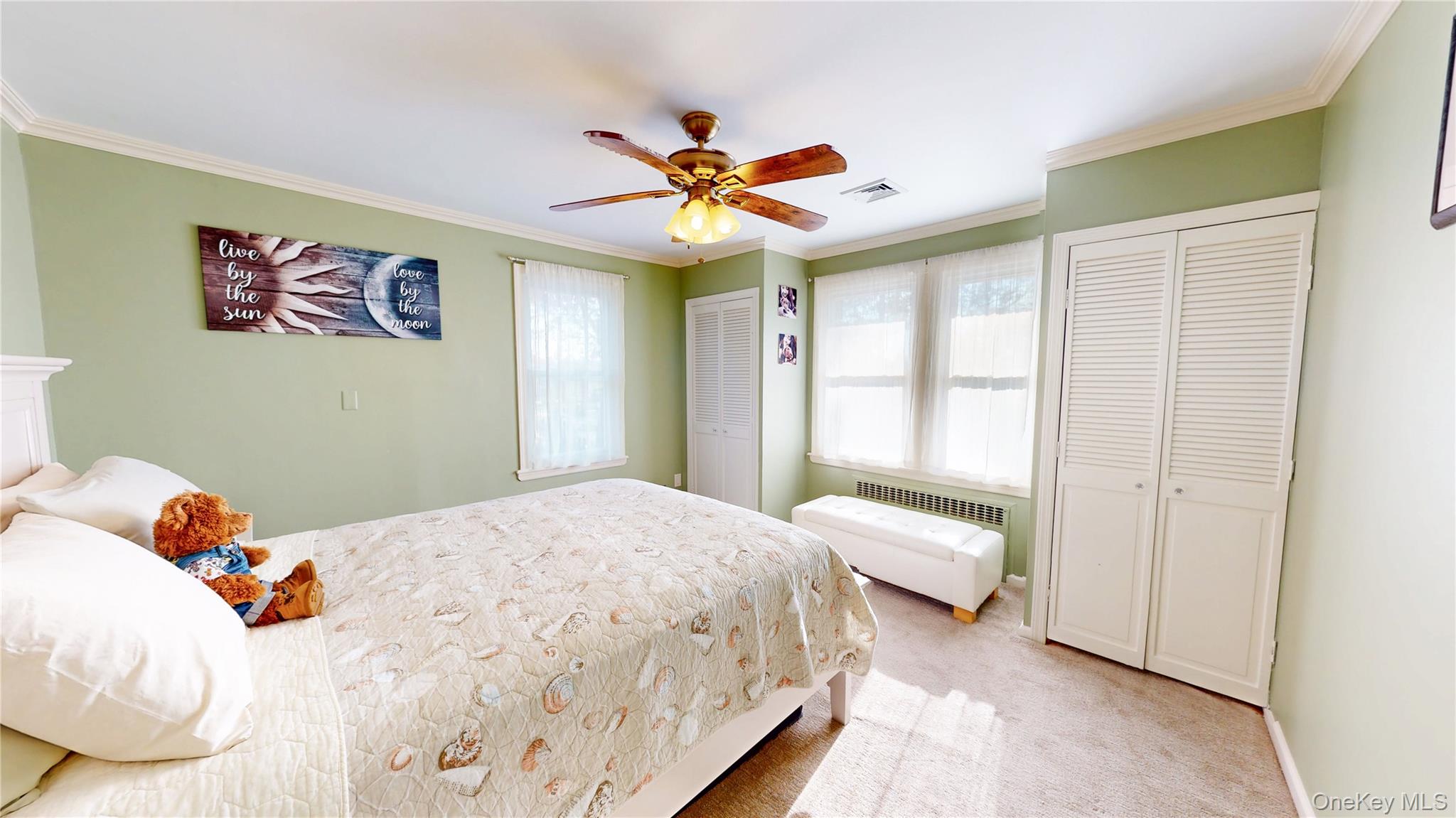 725 Scranton Avenue, East Rockaway, NY 11518