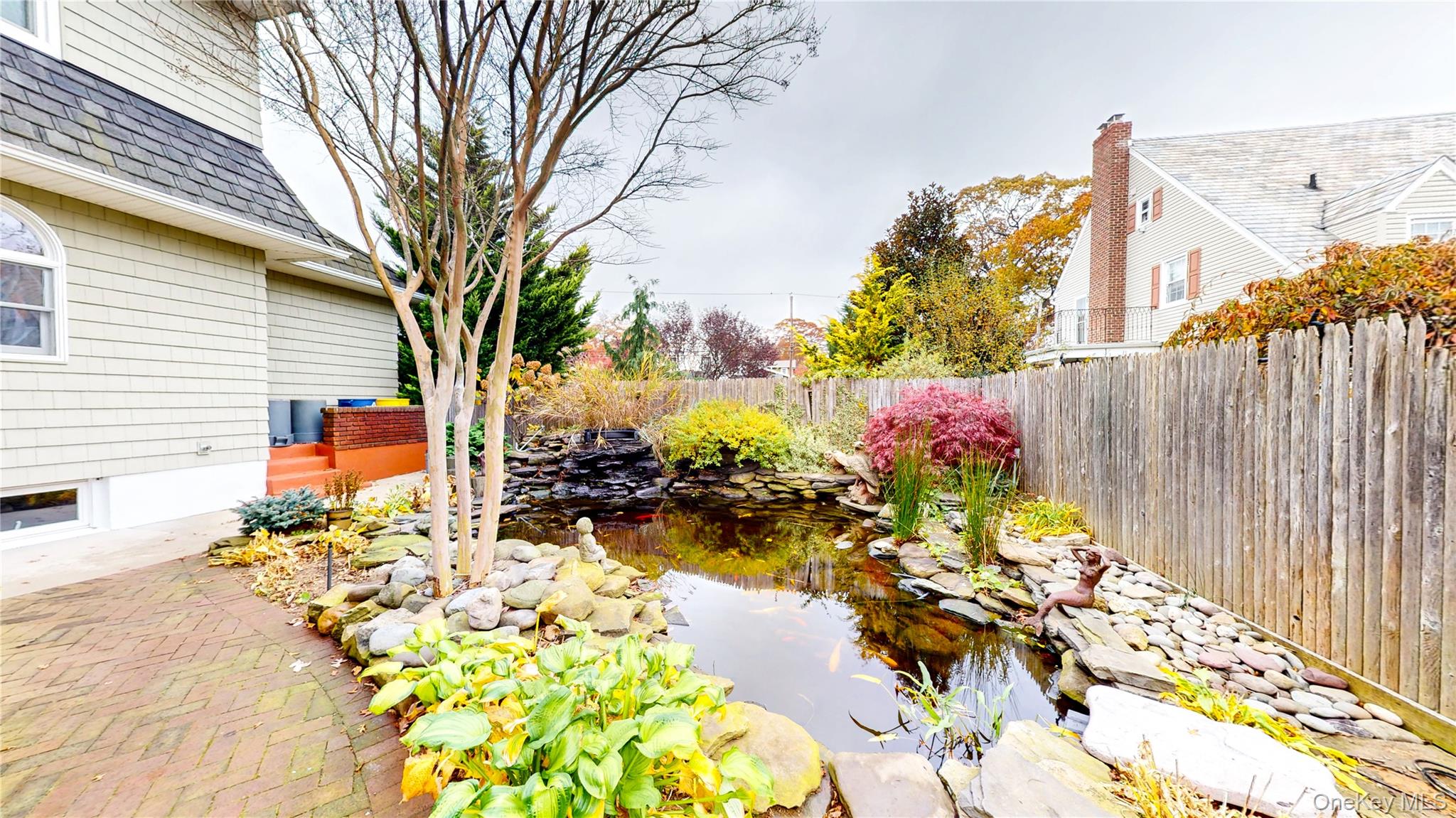 725 Scranton Avenue, East Rockaway, NY 11518