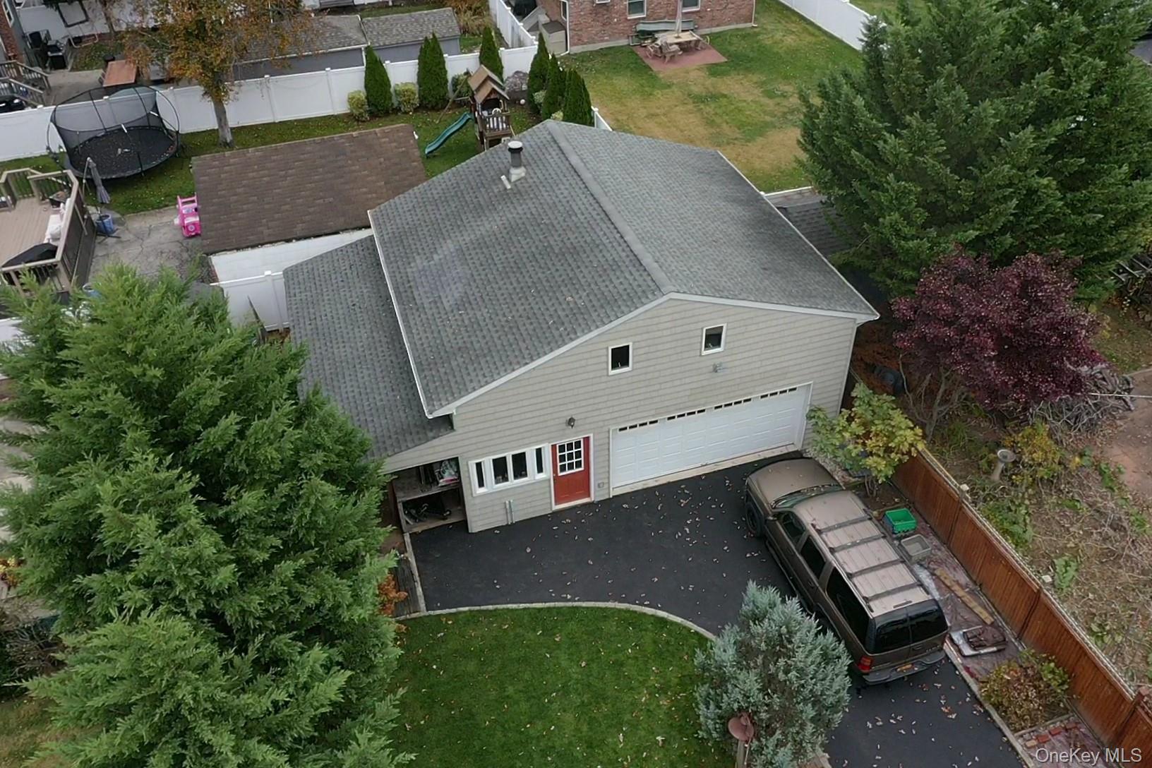 725 Scranton Avenue, East Rockaway, NY 11518