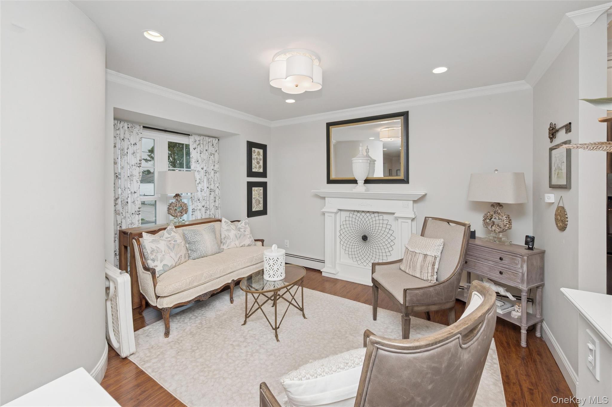 62 14th Street, Hicksville, NY 11801