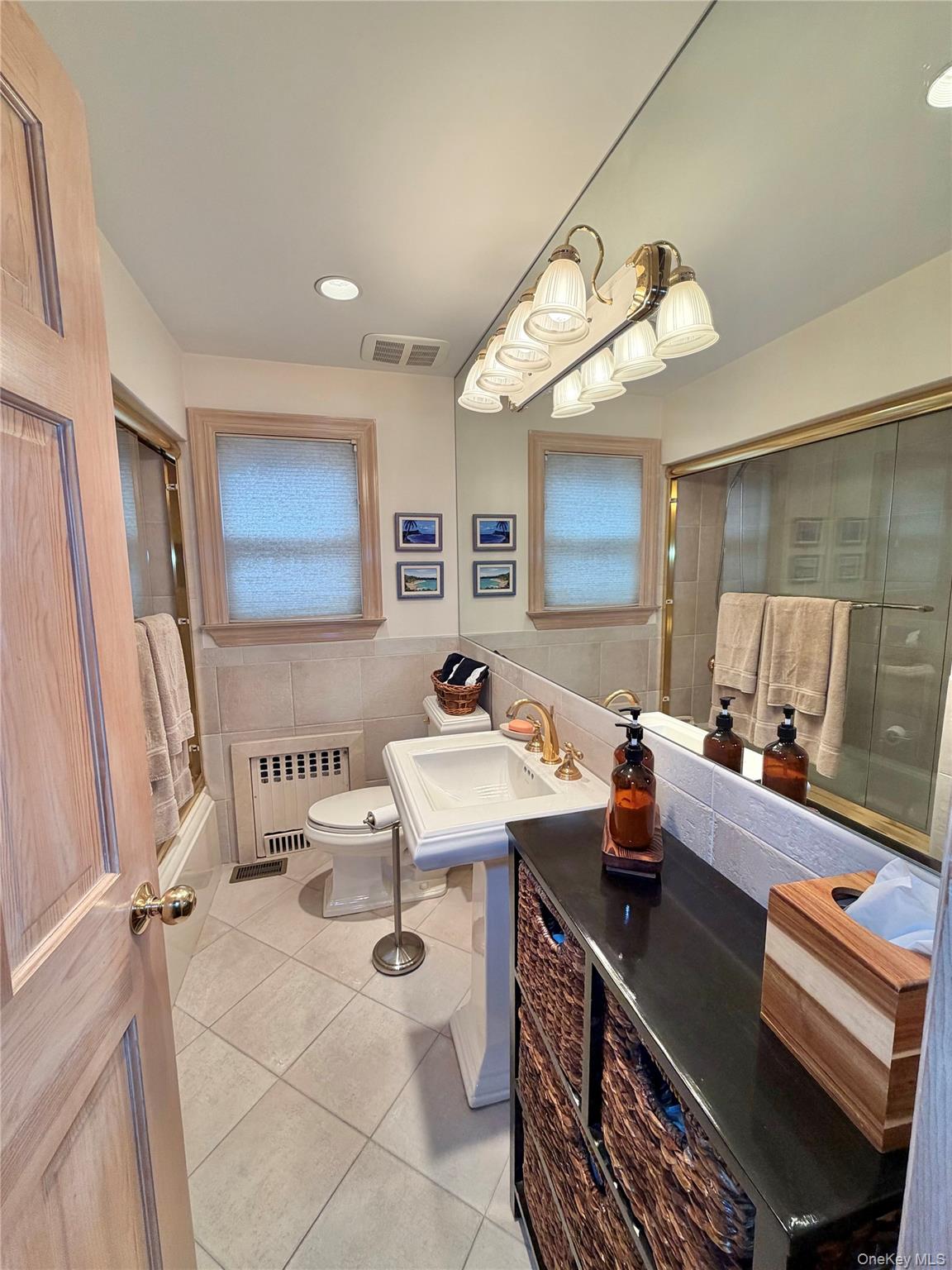 5335 192nd Street, Fresh Meadows, NY 11365