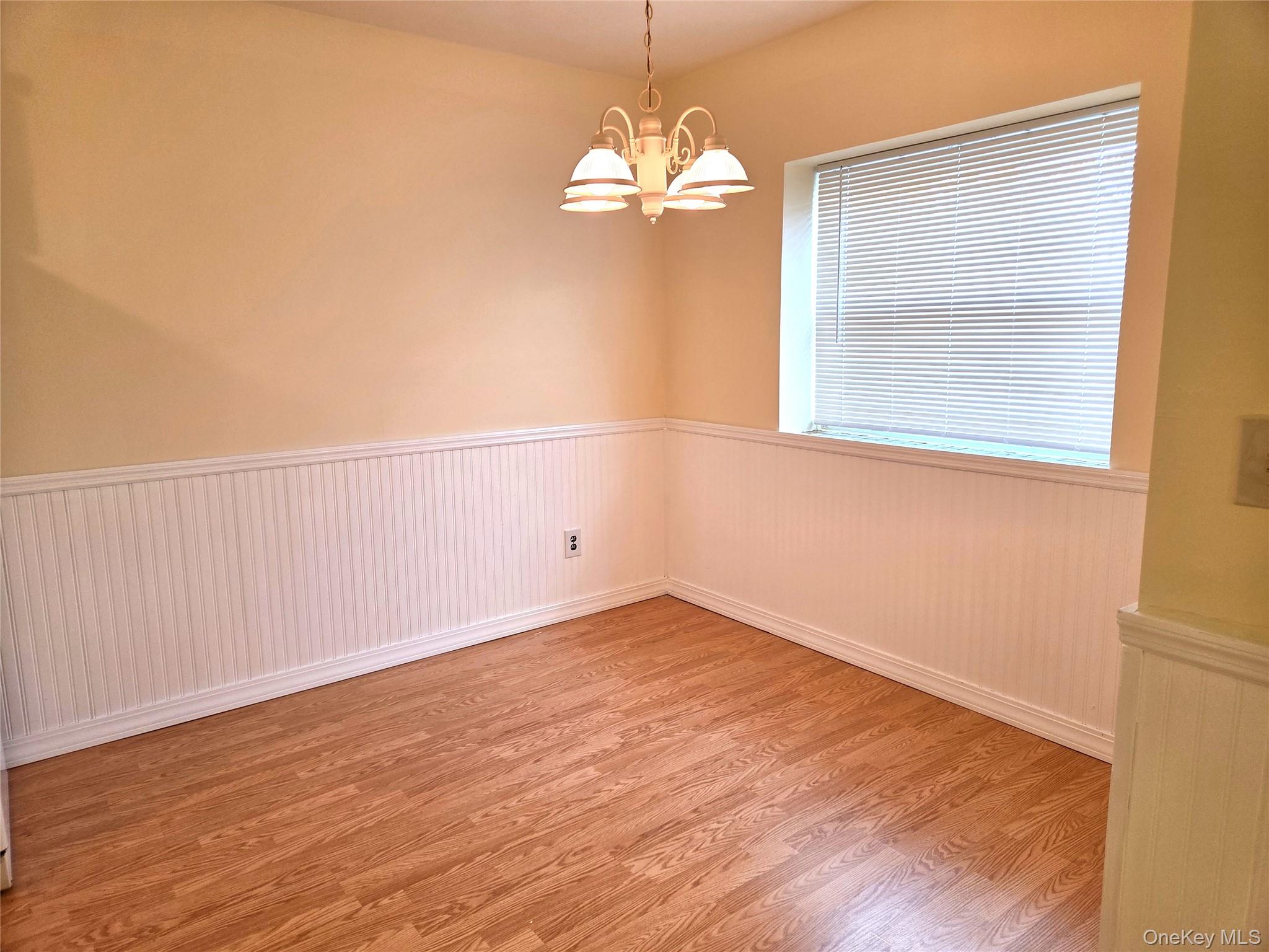 618 Lake Court # 618, Middle Island, NY 11953