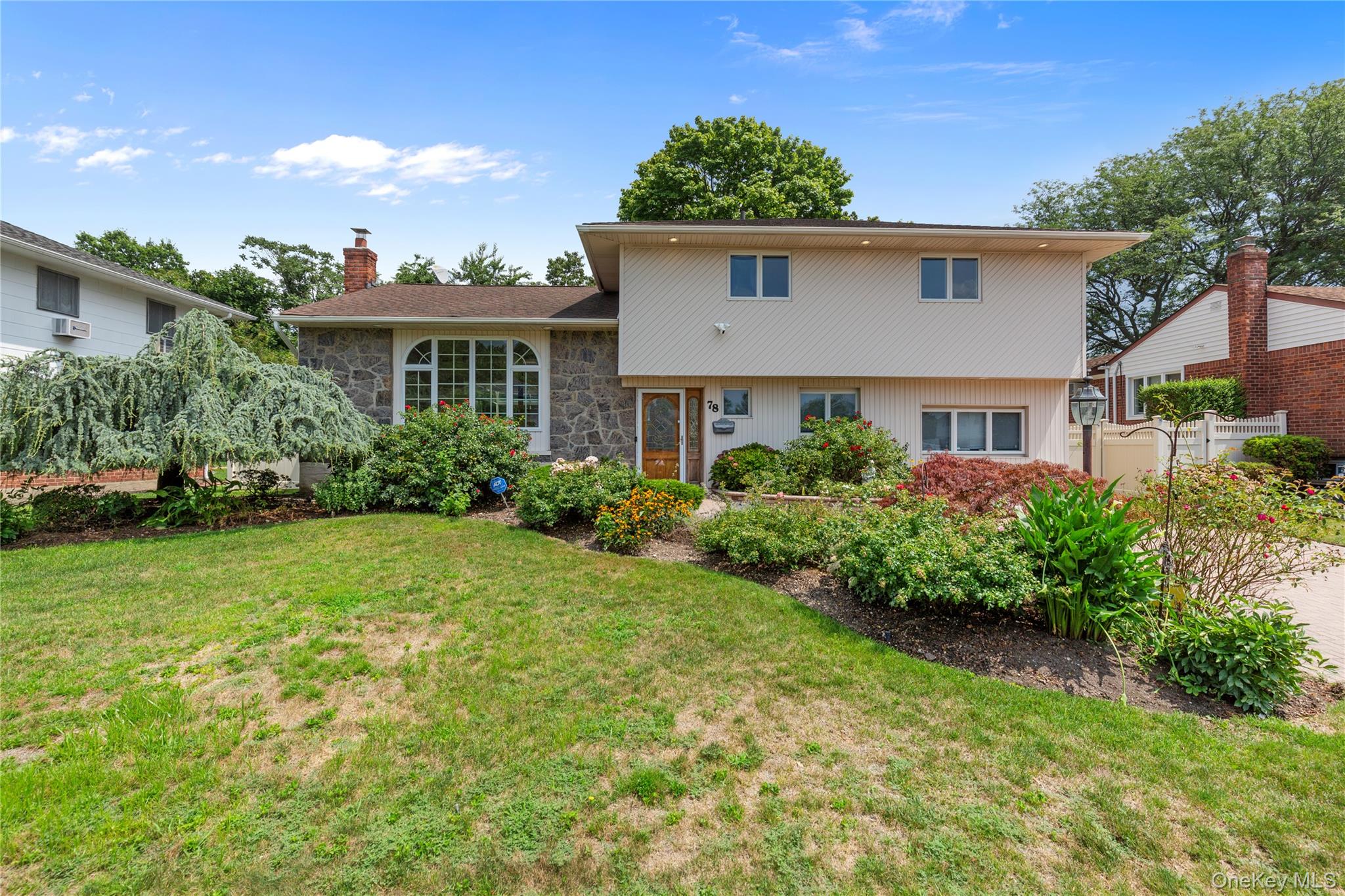 78 Debora Drive, Plainview, NY 11803