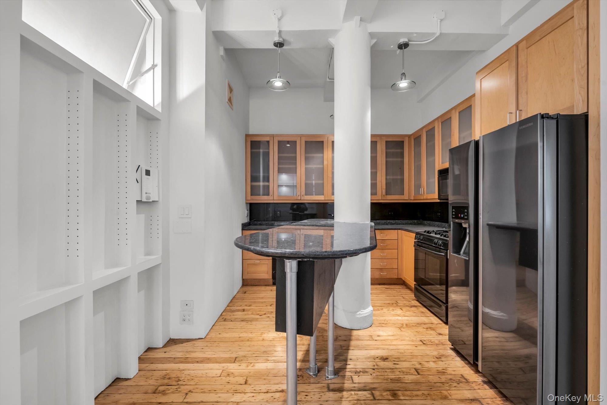 121 W 17th Street # 3B, New York (Manhattan), NY 10011