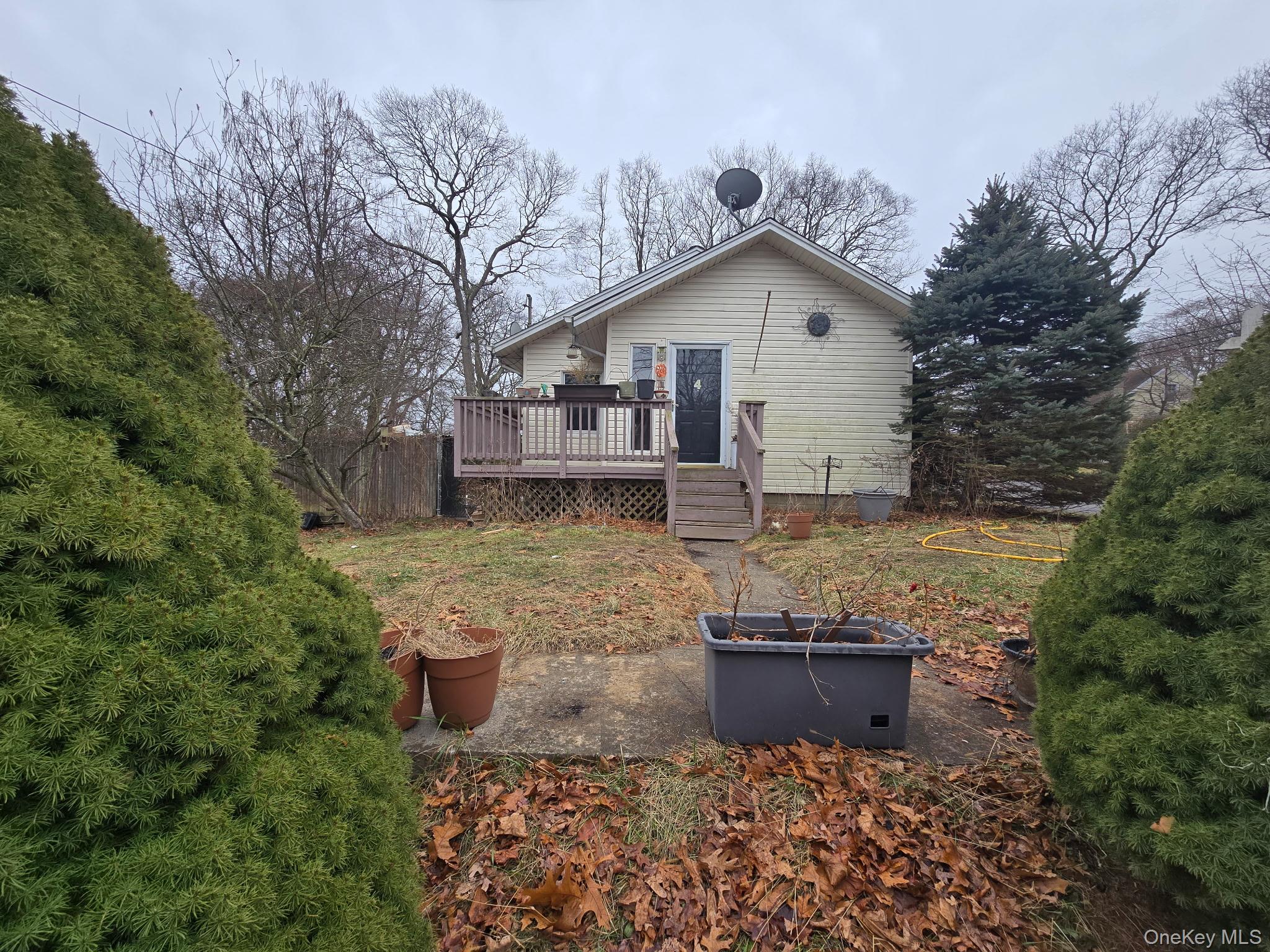 4 Forest Street, Ronkonkoma, NY 11779