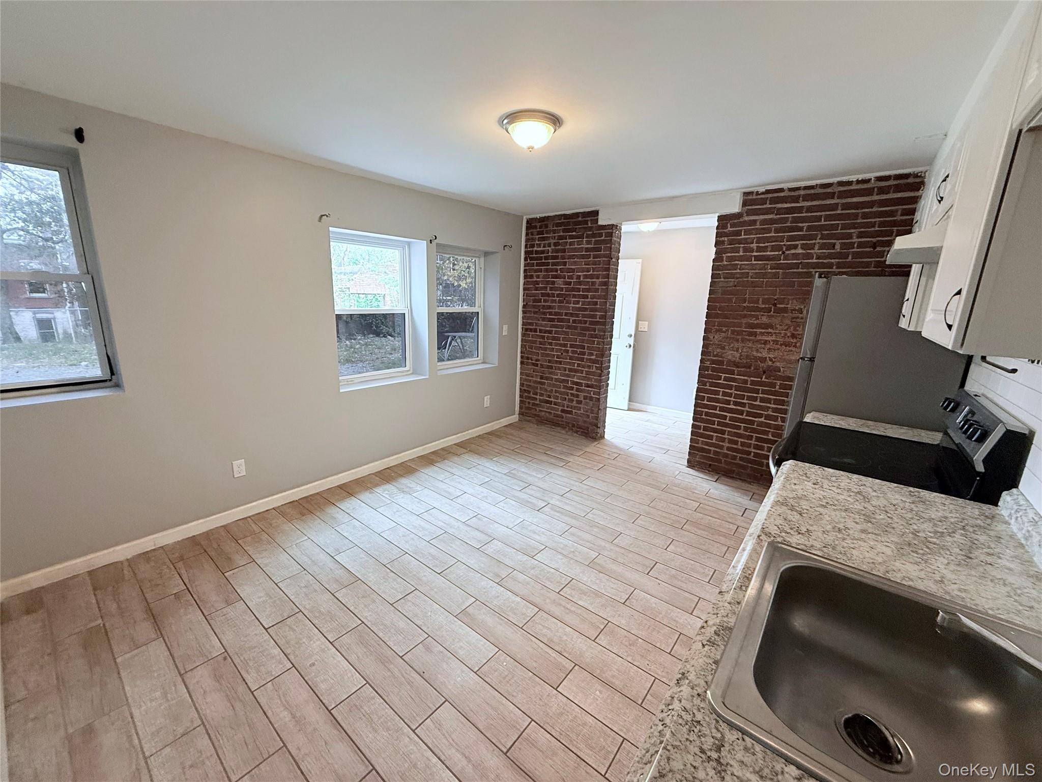 14 Dubois Street, Newburgh, NY 12550