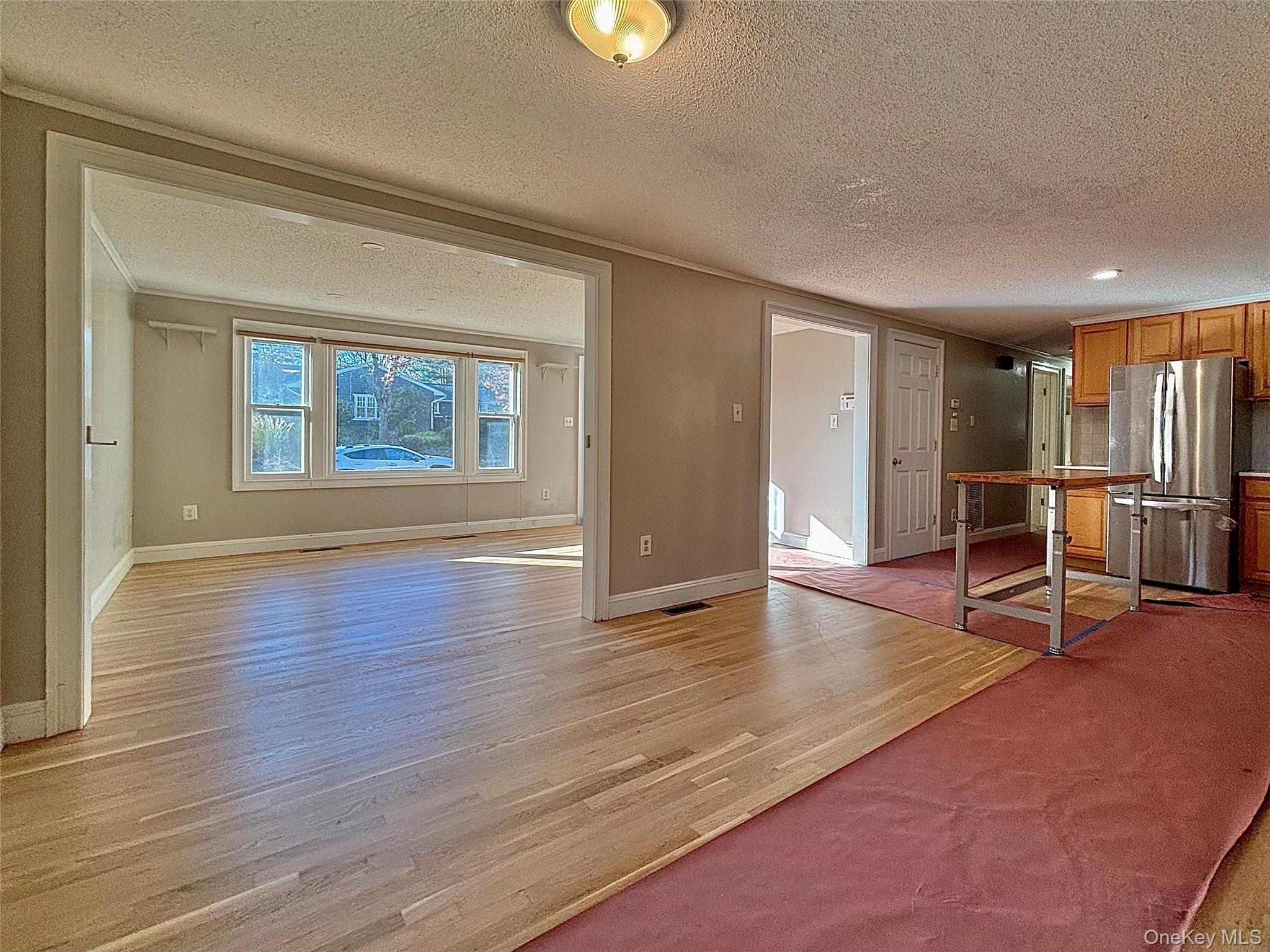 19 Crosmour Road, Rhinebeck, NY 12572