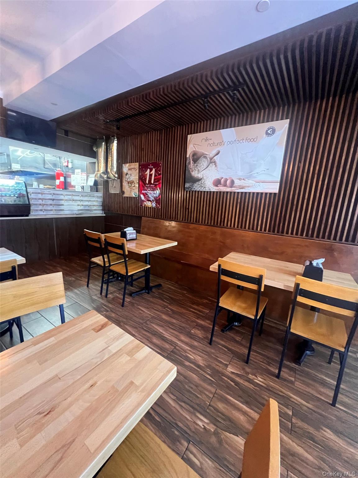 71 Middle Neck Road, Great Neck, NY 11021