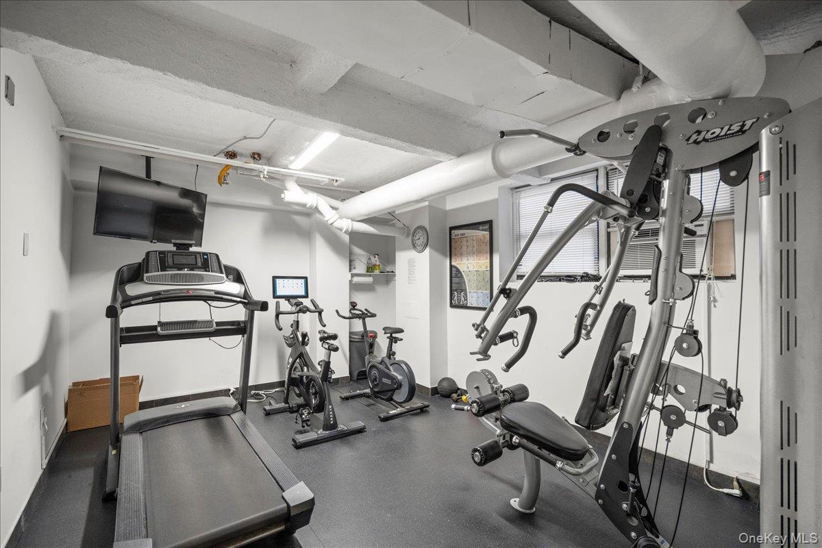 110-45 71st Road # 6D, Forest Hills, NY 11375