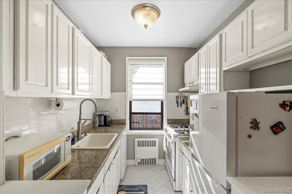 110-45 71st Road # 6D, Forest Hills, NY 11375