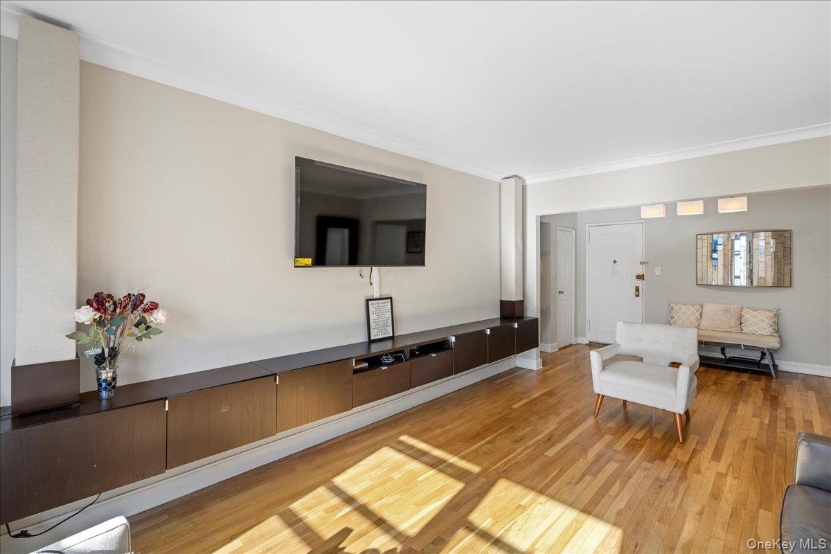 110-45 71st Road # 6D, Forest Hills, NY 11375