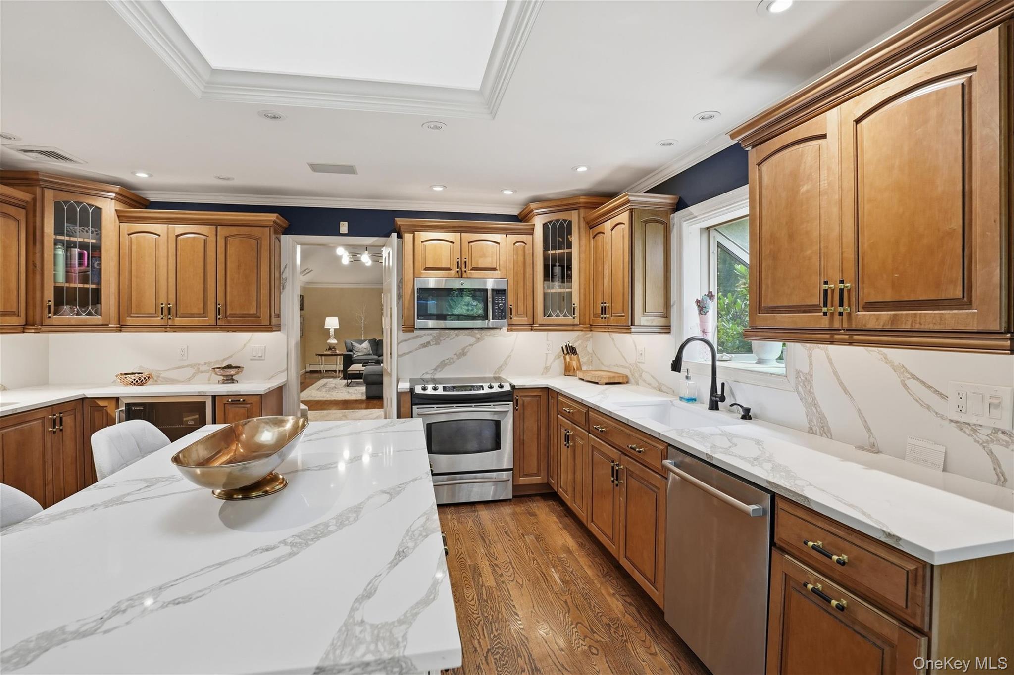 1120 Cove Edge Road, Oyster Bay Cove, NY 11791