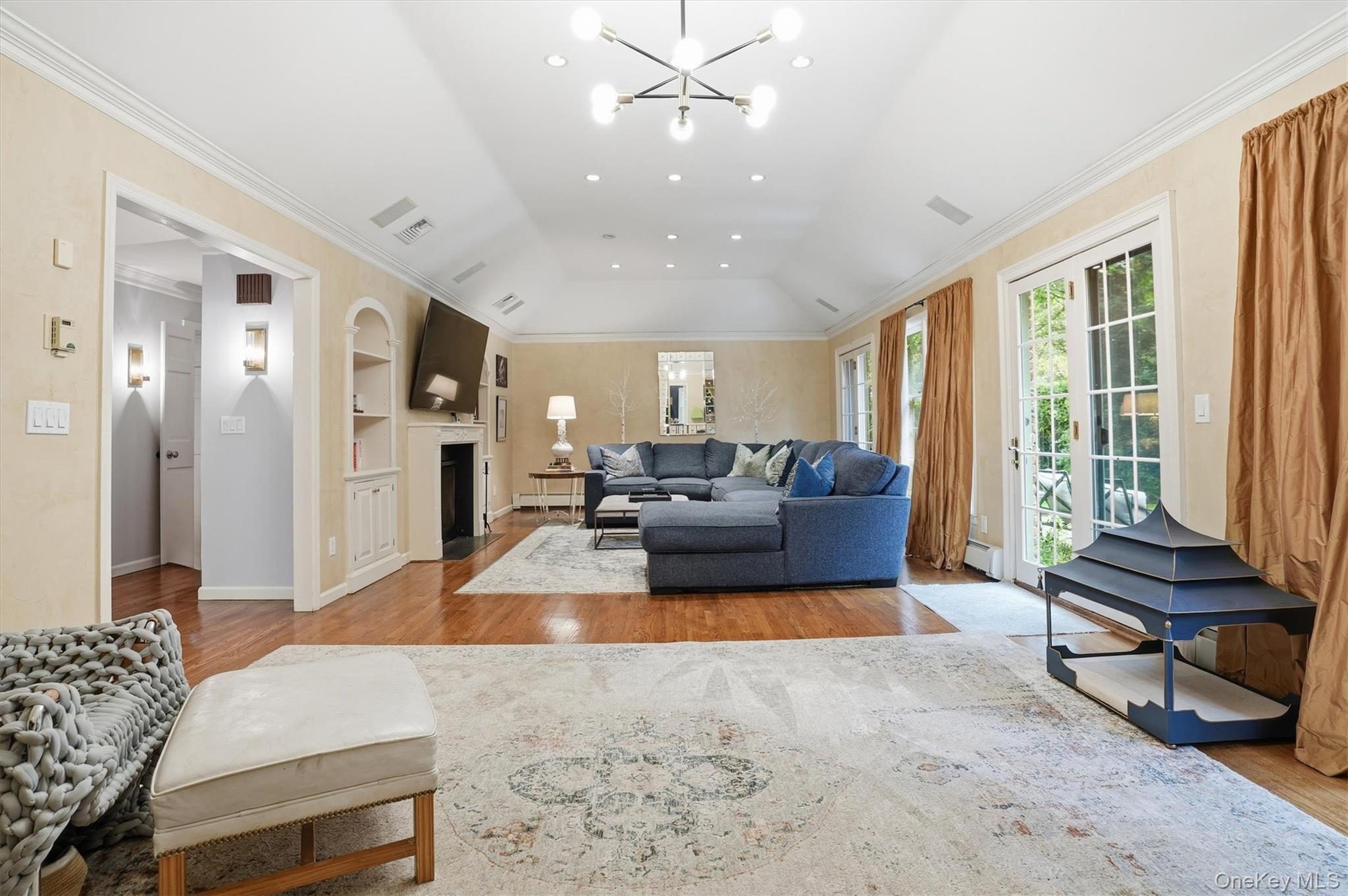 1120 Cove Edge Road, Oyster Bay Cove, NY 11791