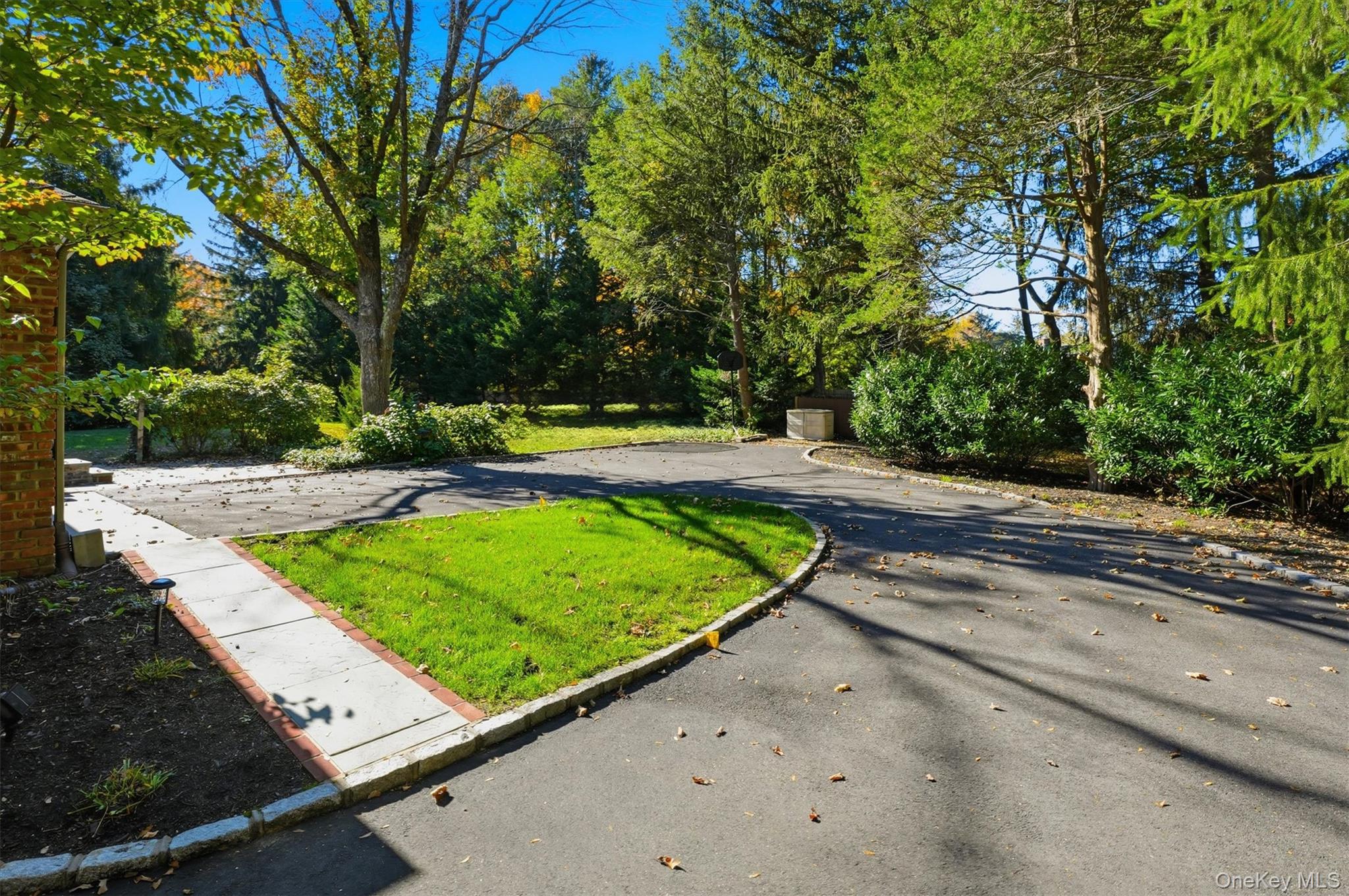 1120 Cove Edge Road, Oyster Bay Cove, NY 11791