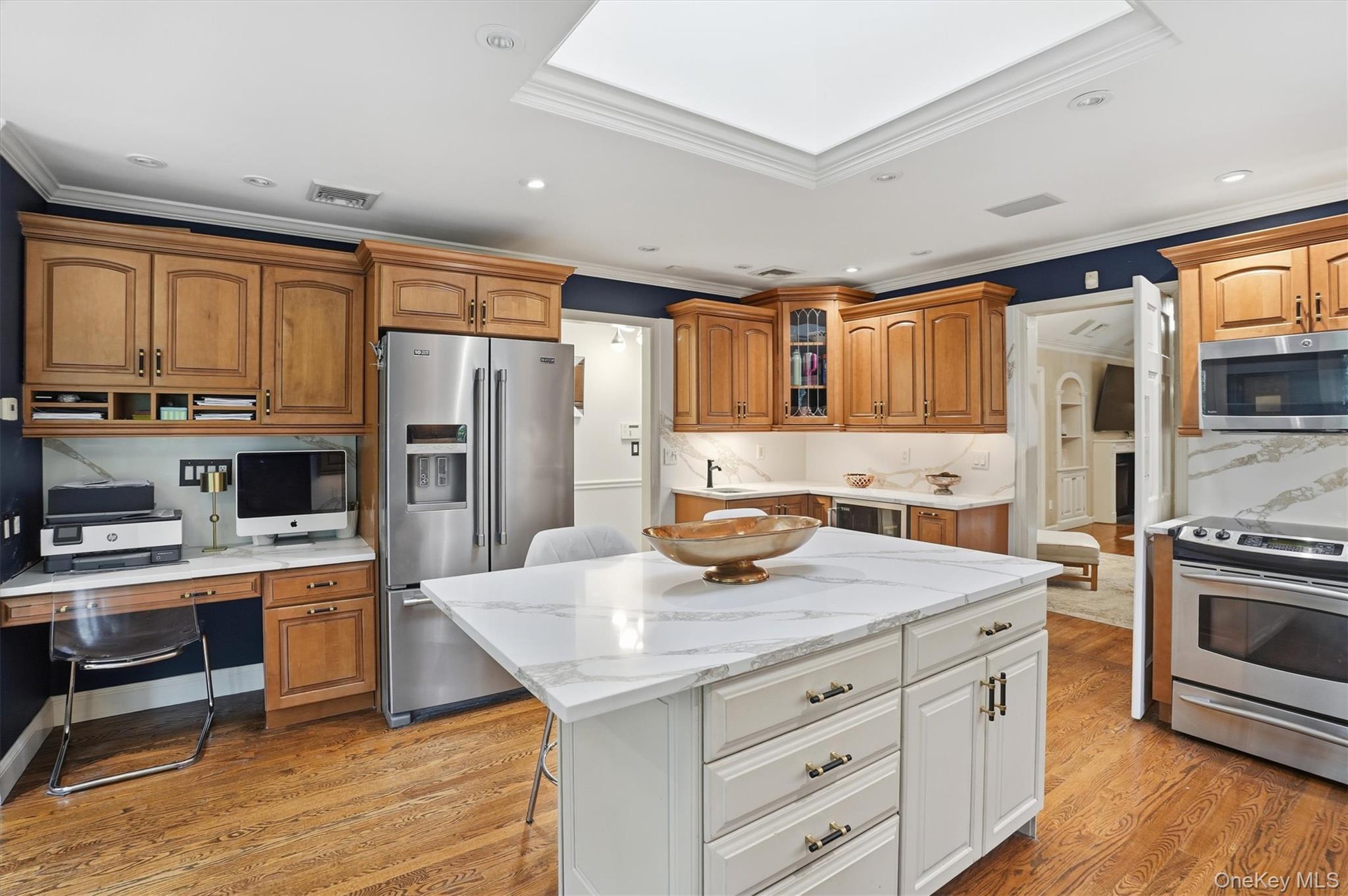 1120 Cove Edge Road, Oyster Bay Cove, NY 11791