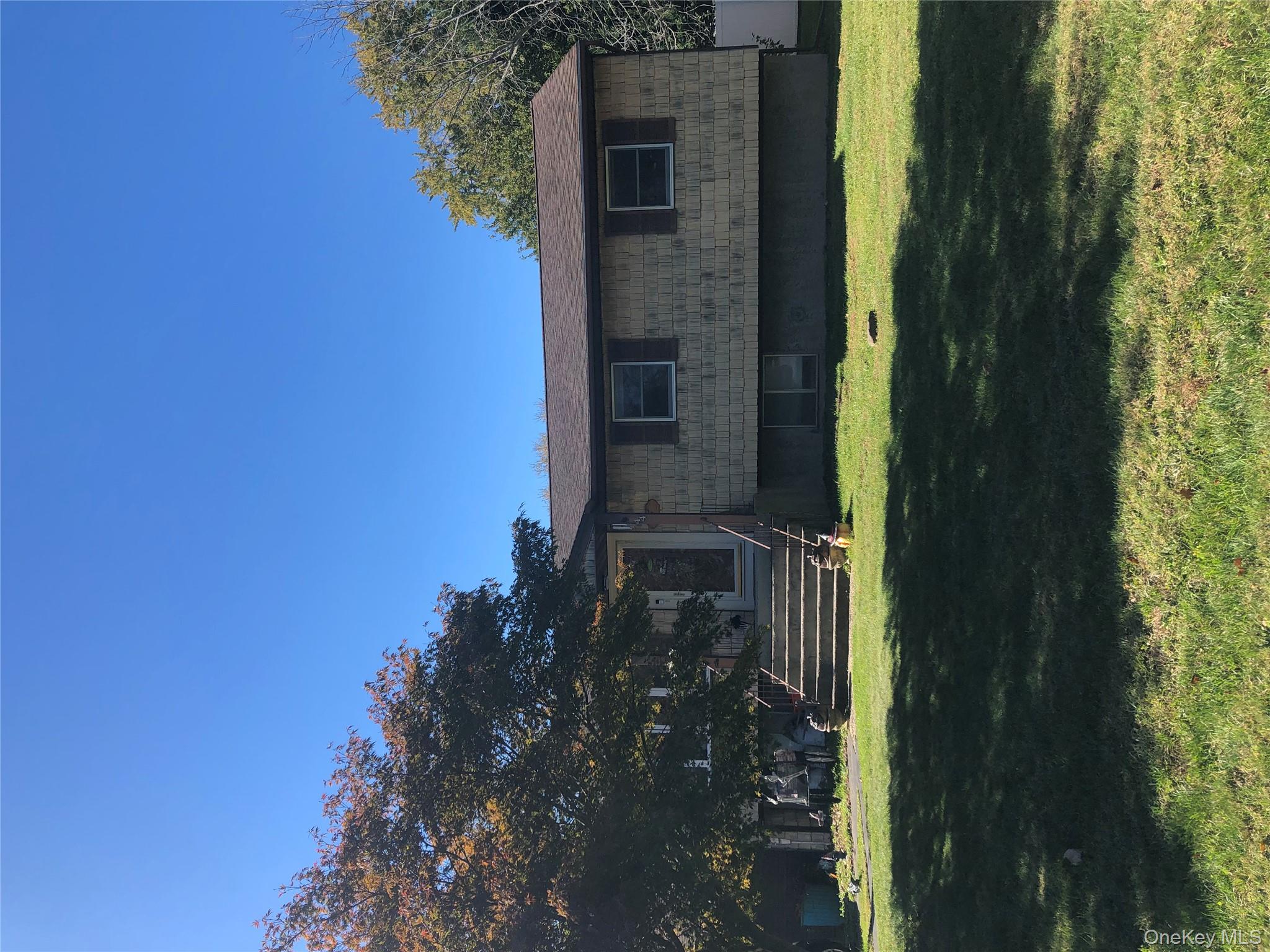 44 Nadine Lane, Port Jefferson Station, NY 11776