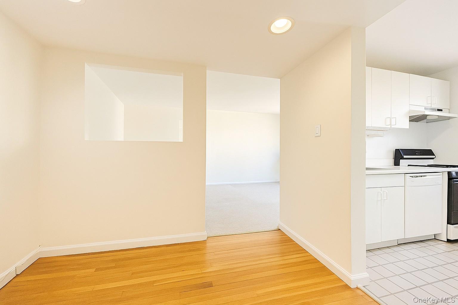 7 Terrace # 3H, Great Neck, NY 11021