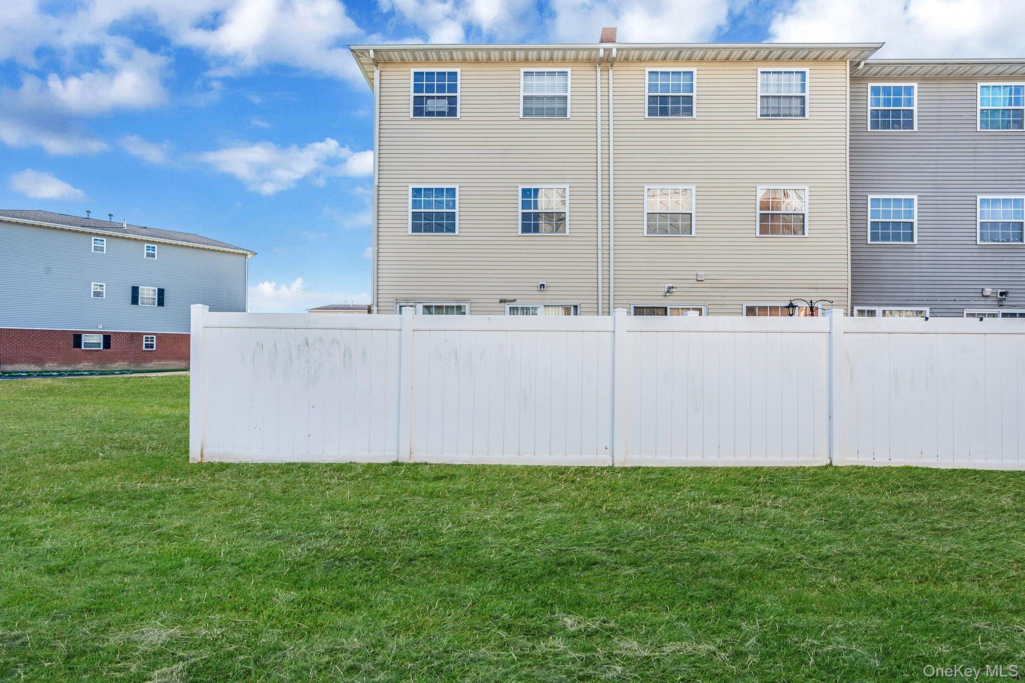 101 Surf Drive # 23, Bronx, NY 10473