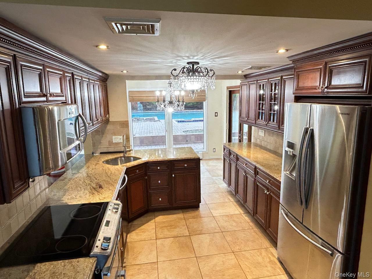 3200 Lydia Lane, Bellmore, NY 11710