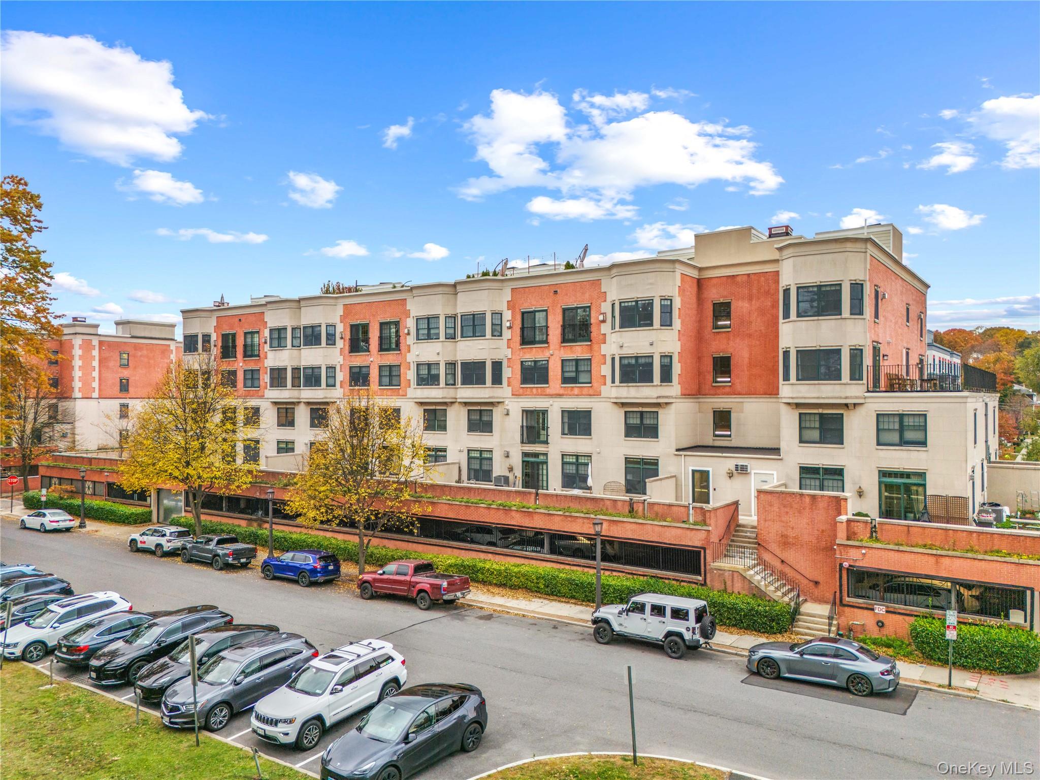 101 Sheldrake Place # 14, Mamaroneck, NY 10543