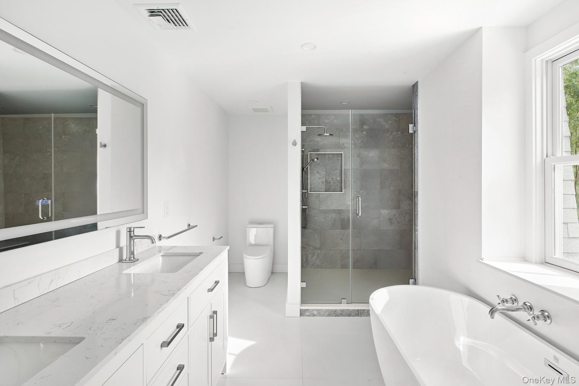 5 Pheasant Lane, Remsenburg, NY 11960