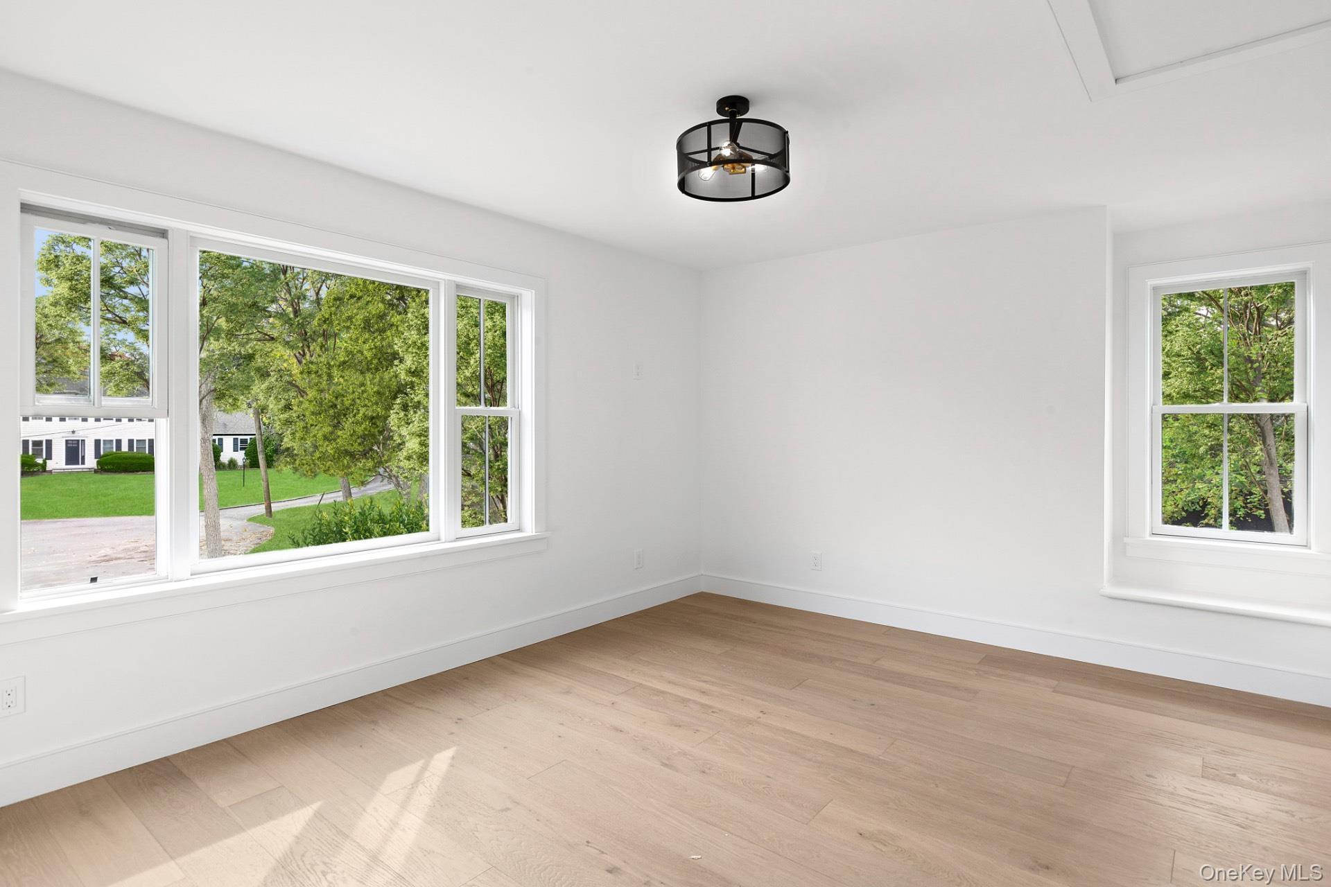 5 Pheasant Lane, Remsenburg, NY 11960