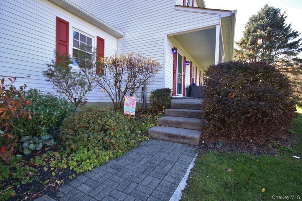 7 Farview Road, Hopewell Junction, NY 12533