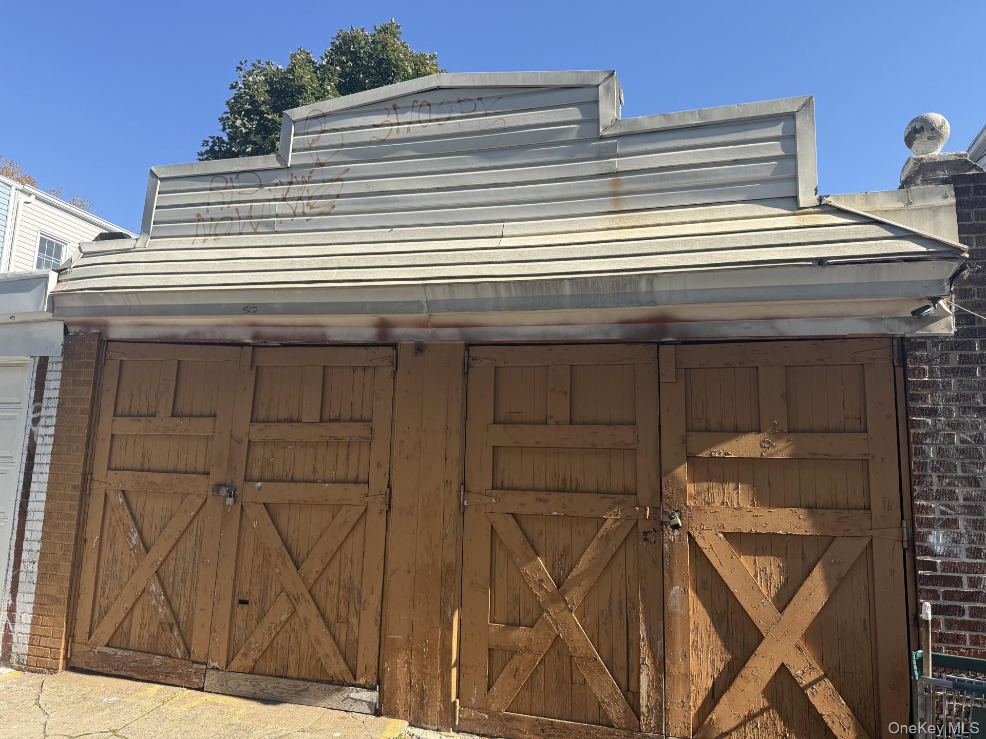 289 Etna Street, Brooklyn, NY 11208