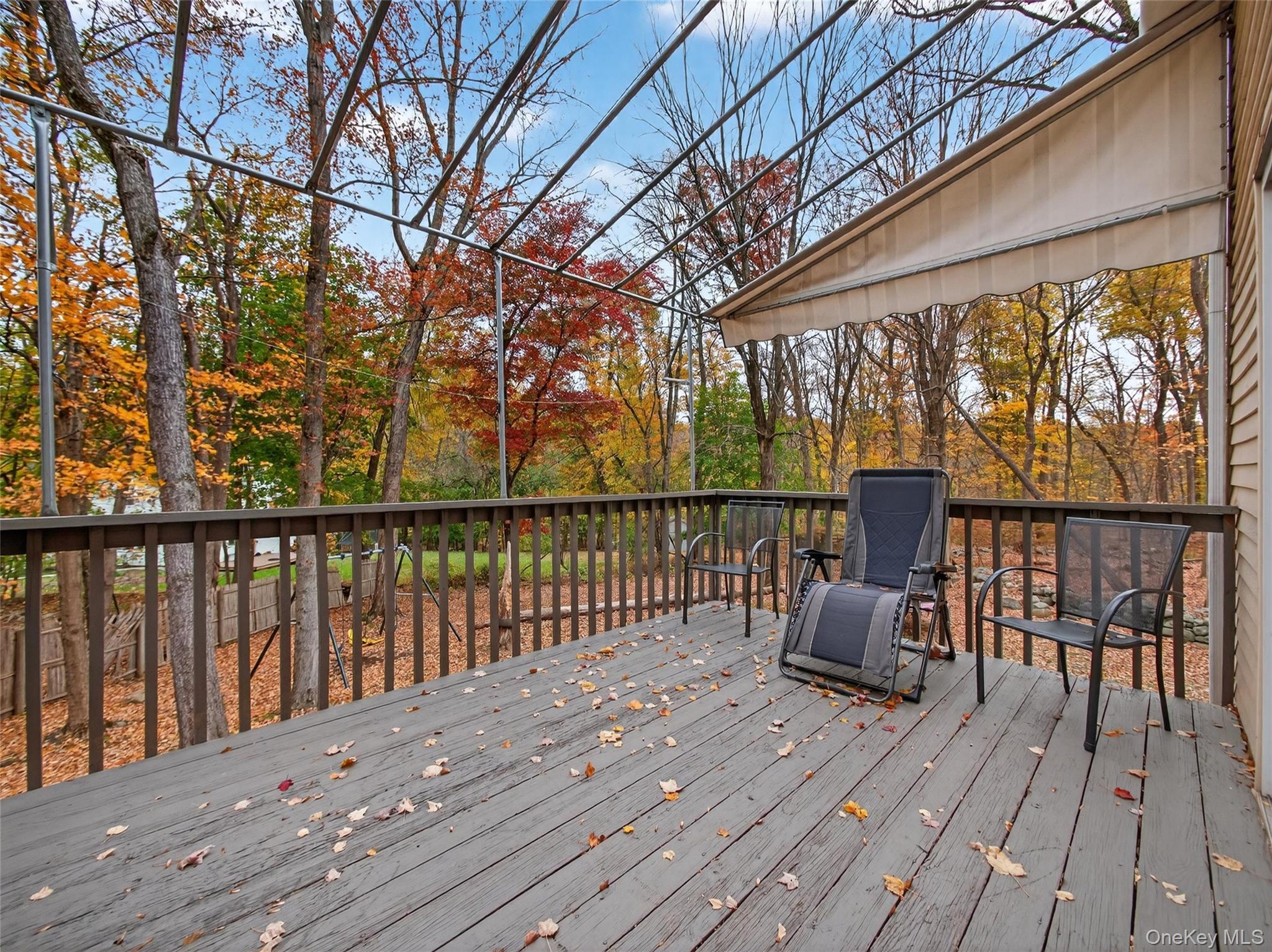 19 Paul Court, Pearl River, NY 10965