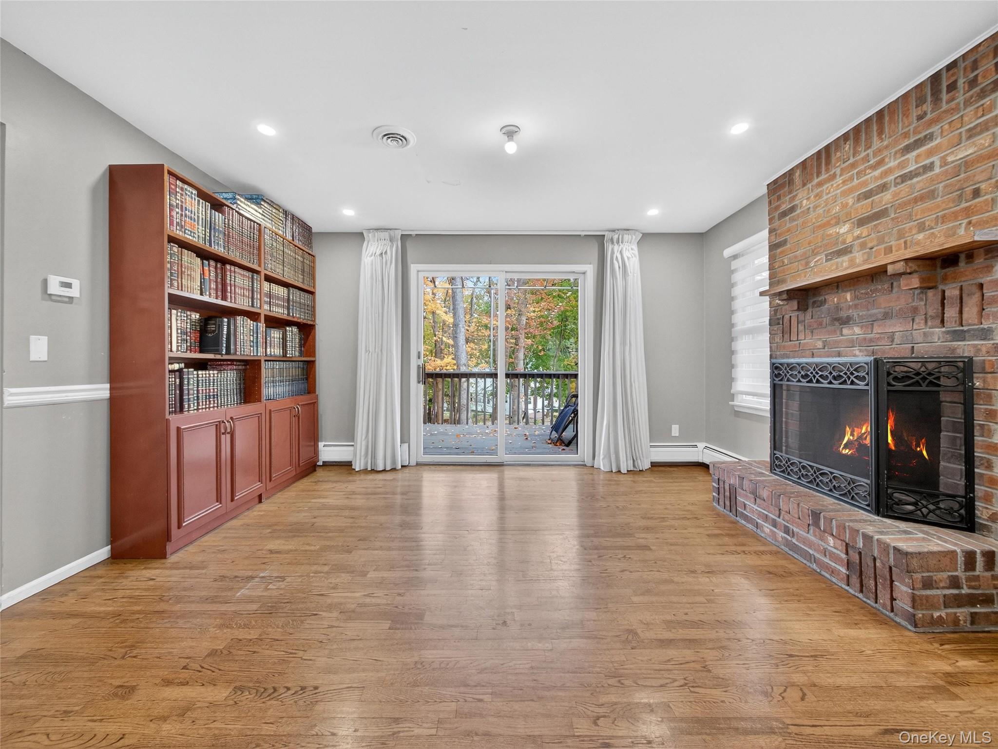 19 Paul Court, Pearl River, NY 10965