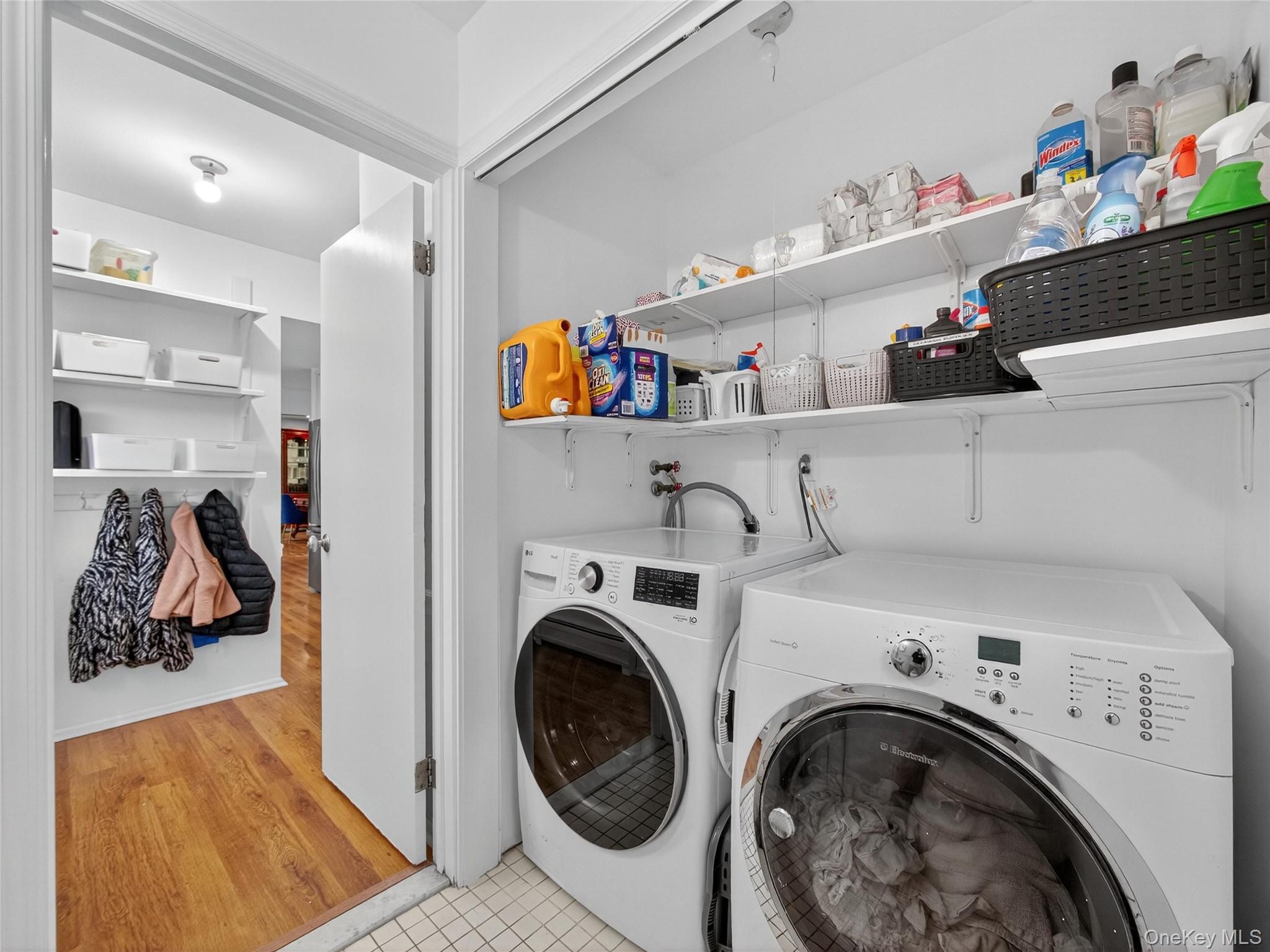 19 Paul Court, Pearl River, NY 10965