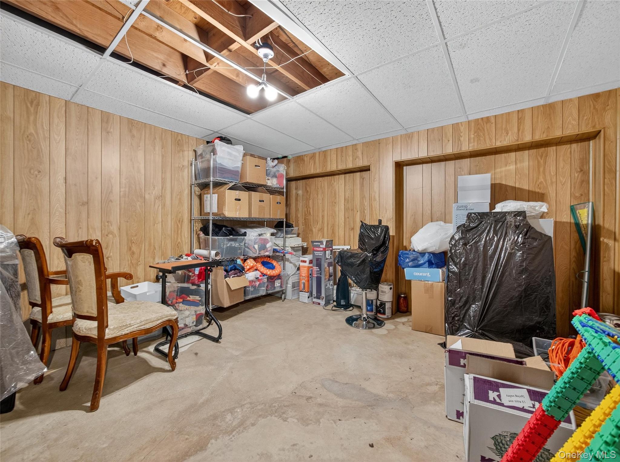 19 Paul Court, Pearl River, NY 10965