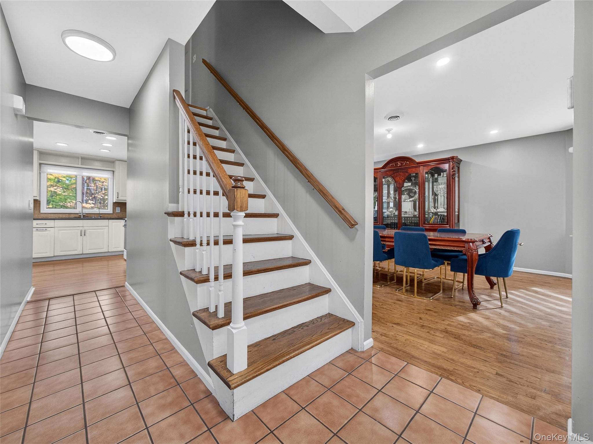 19 Paul Court, Pearl River, NY 10965