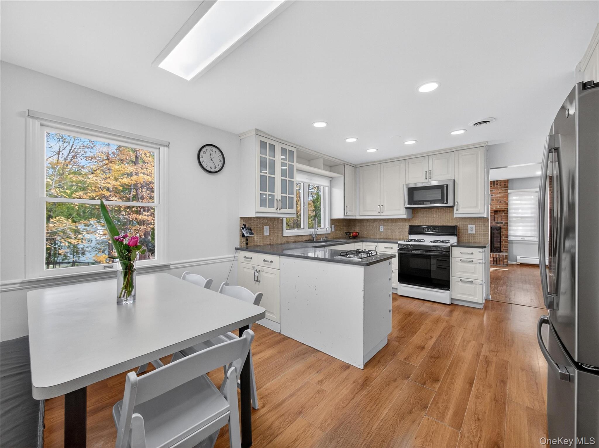 19 Paul Court, Pearl River, NY 10965