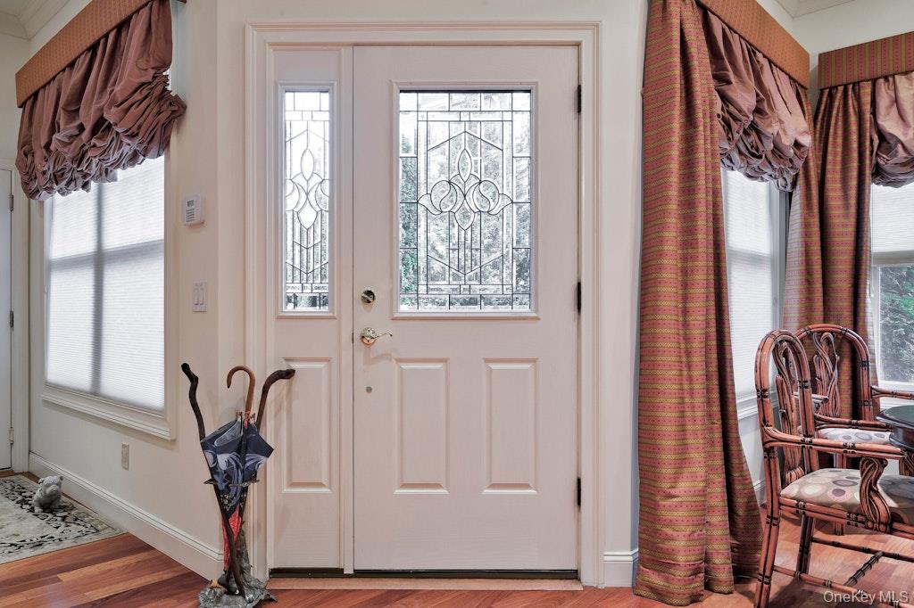 702 Equestrian Way, Westbury, NY 11590