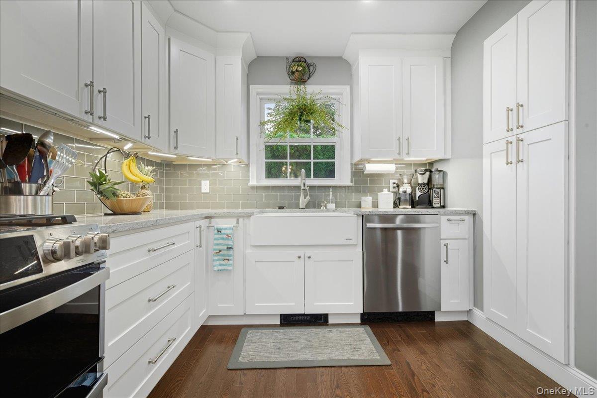 1800 Carlisle Place, Merrick, NY 11566