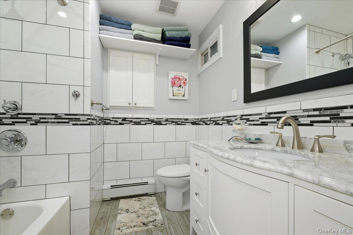 1800 Carlisle Place, Merrick, NY 11566