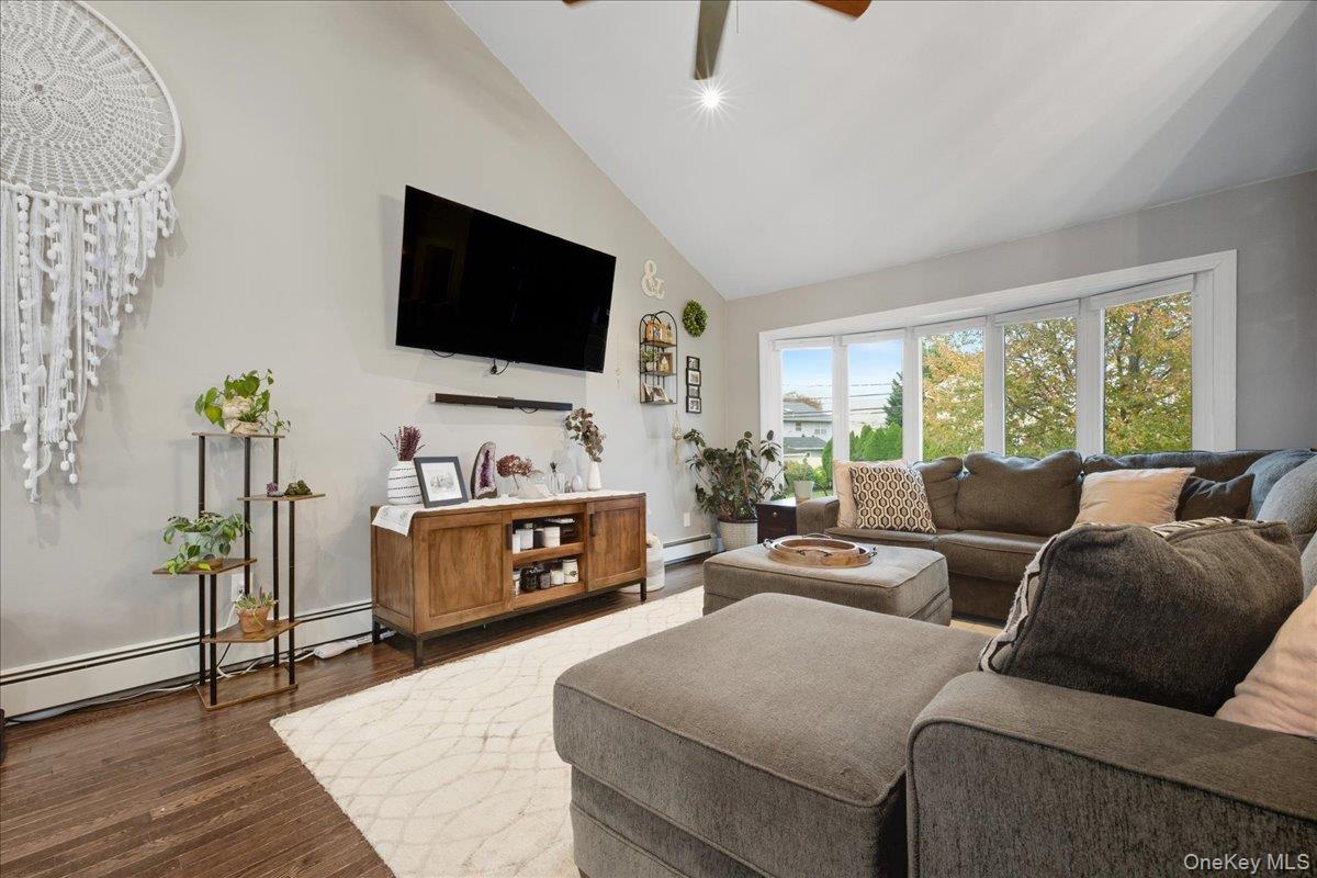 1800 Carlisle Place, Merrick, NY 11566