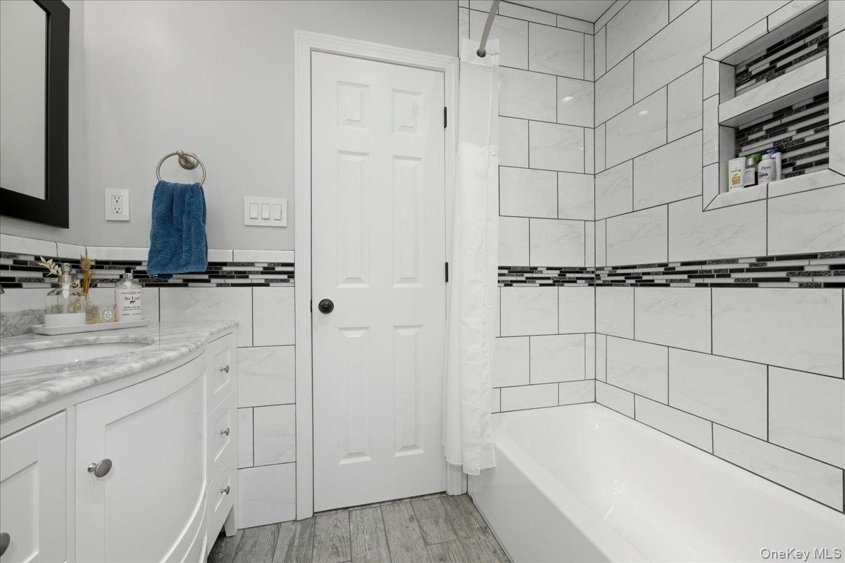 1800 Carlisle Place, Merrick, NY 11566