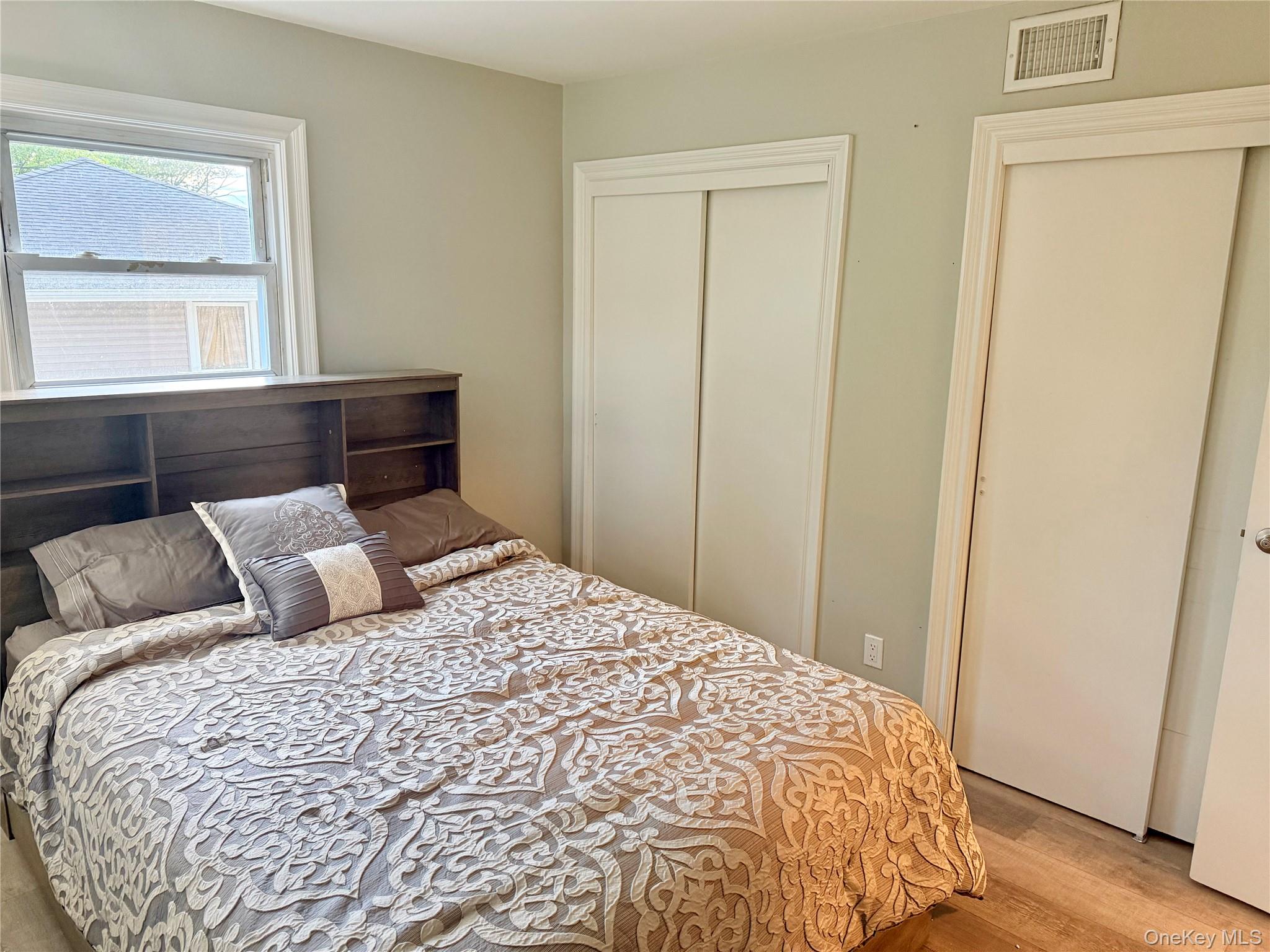 66 Seaman Neck. Road, Dix Hills, NY 11746