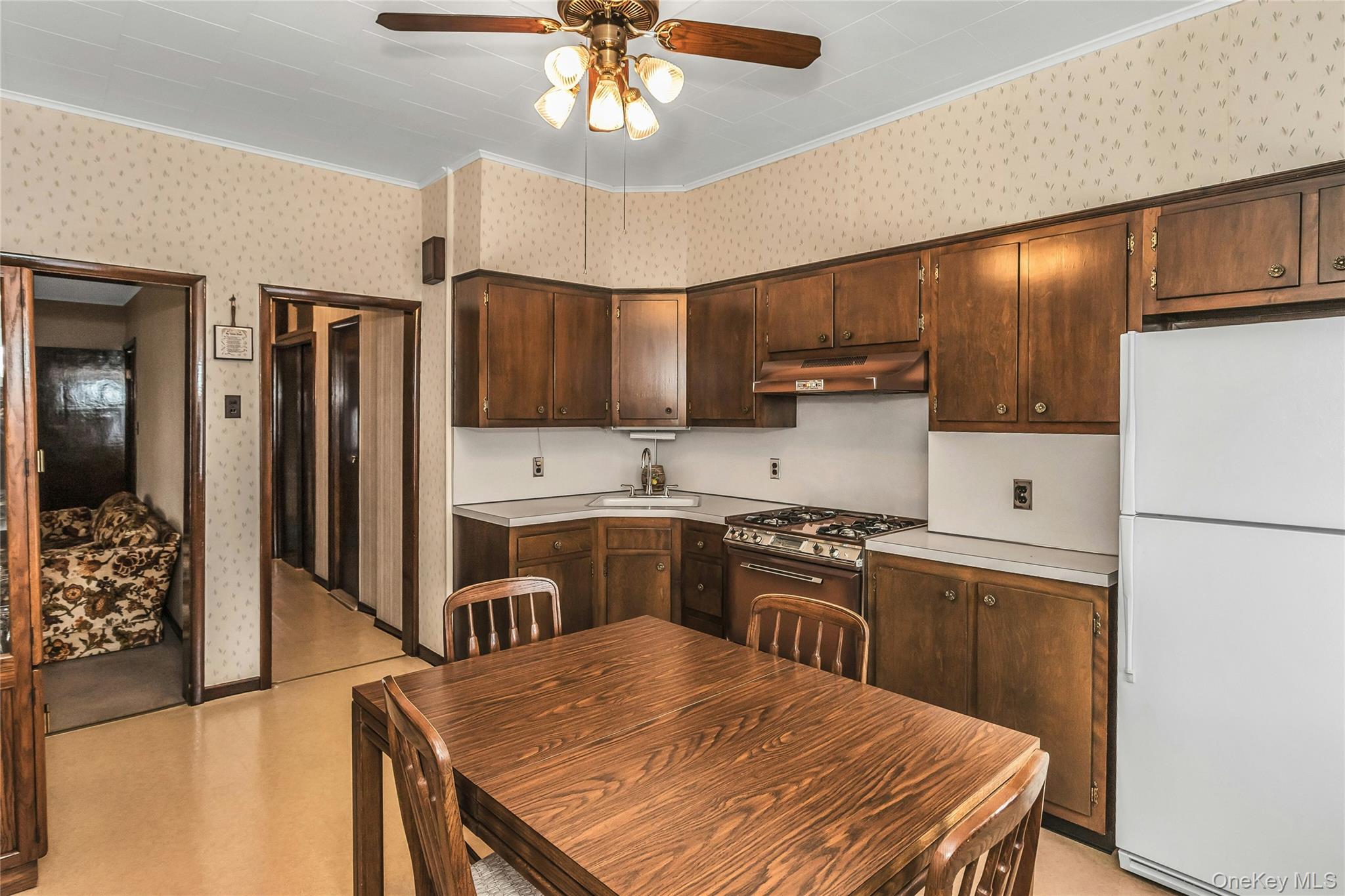 61-22 56th Drive, Maspeth, NY 11378