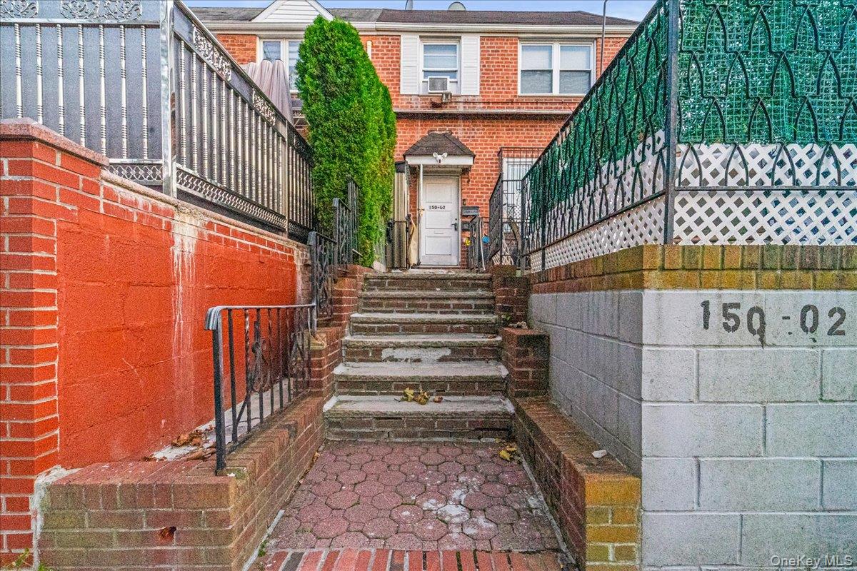 150-02 78th Road, Flushing, NY 11367