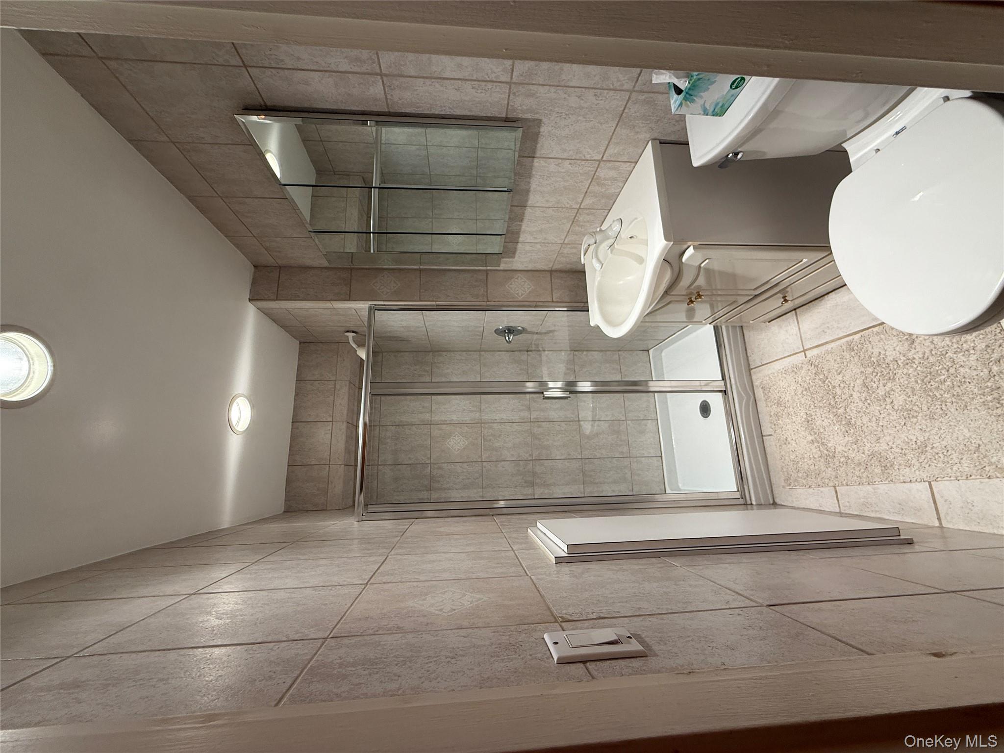 75-34 Bell Blvd # 6H, Bayside, NY 11364