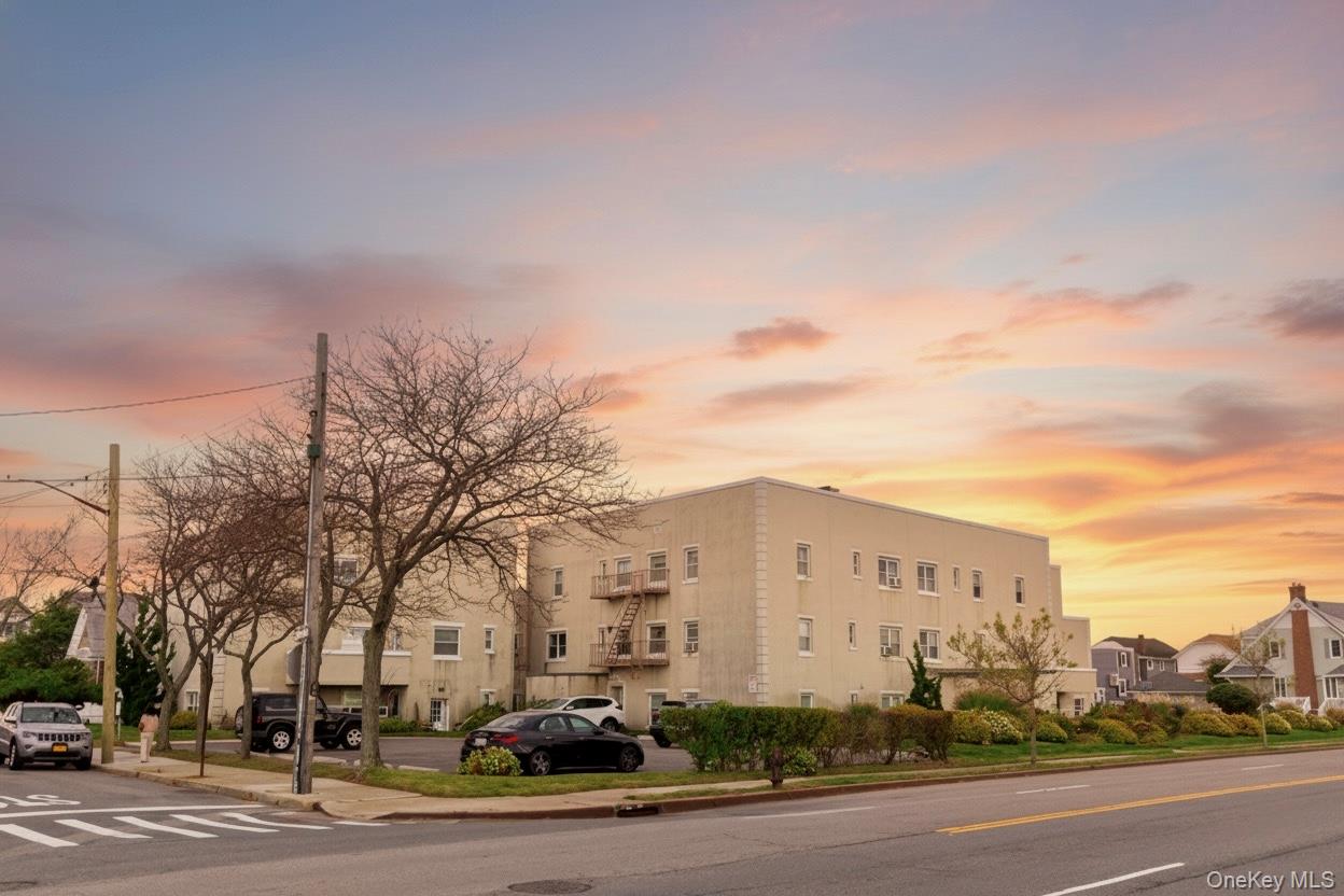 525 Beach 138th Street # A2, Belle Harbor, NY 11694