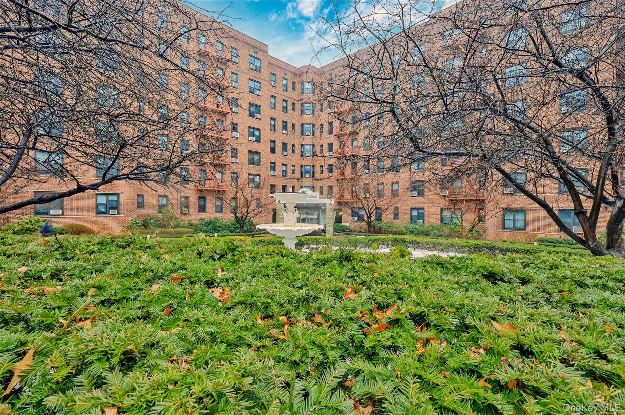 84-01 Main Street # 506, Briarwood, NY 11435